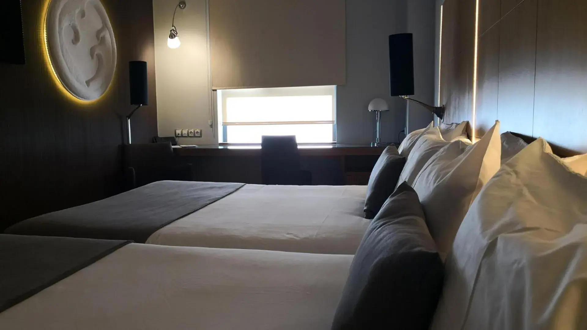 Photo of the whole room, Bed in Evenia Rossello Photo of the whole room, Bed in Evenia Rossello