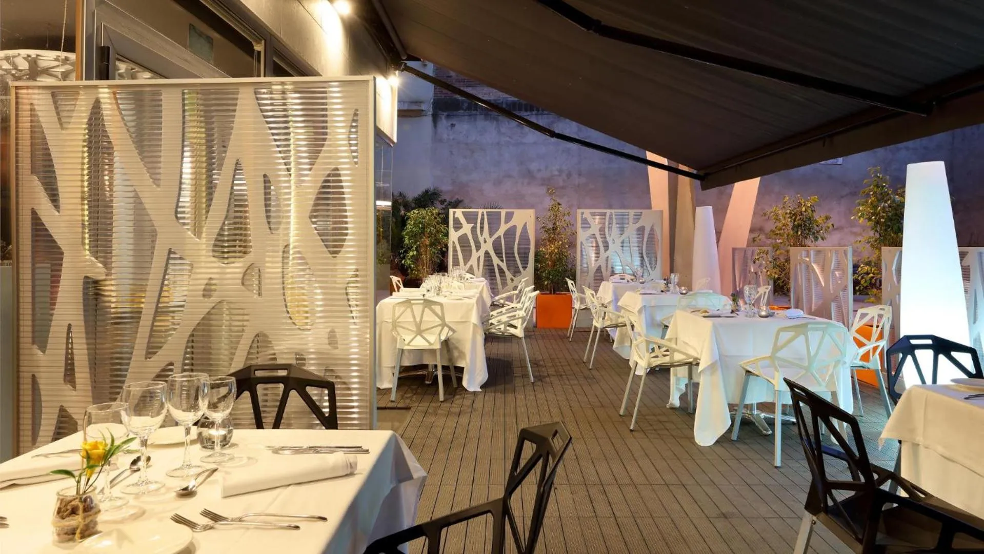 Restaurant/places to eat in Evenia Rossello