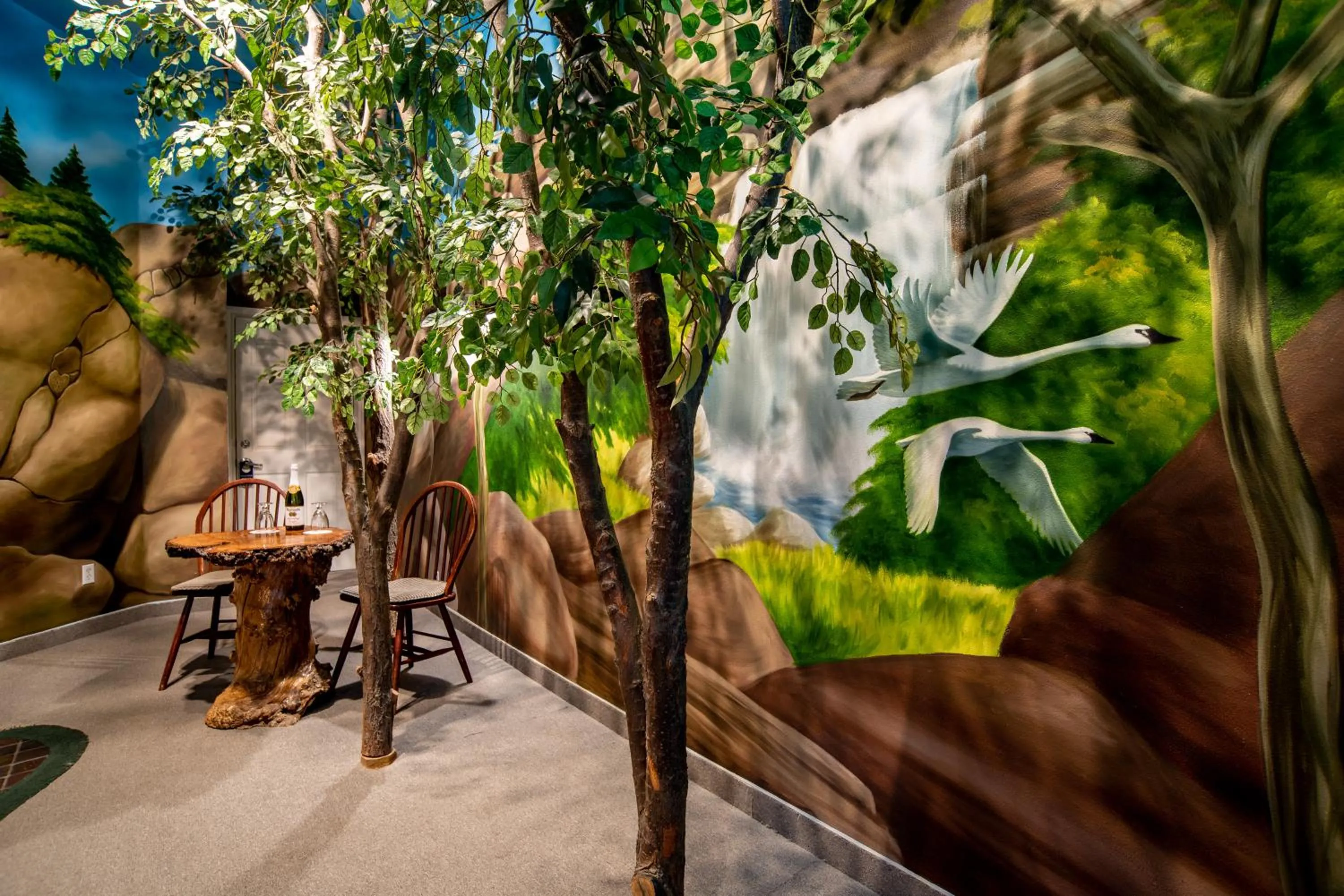 Seating area in The Anniversary Inn - Boise
