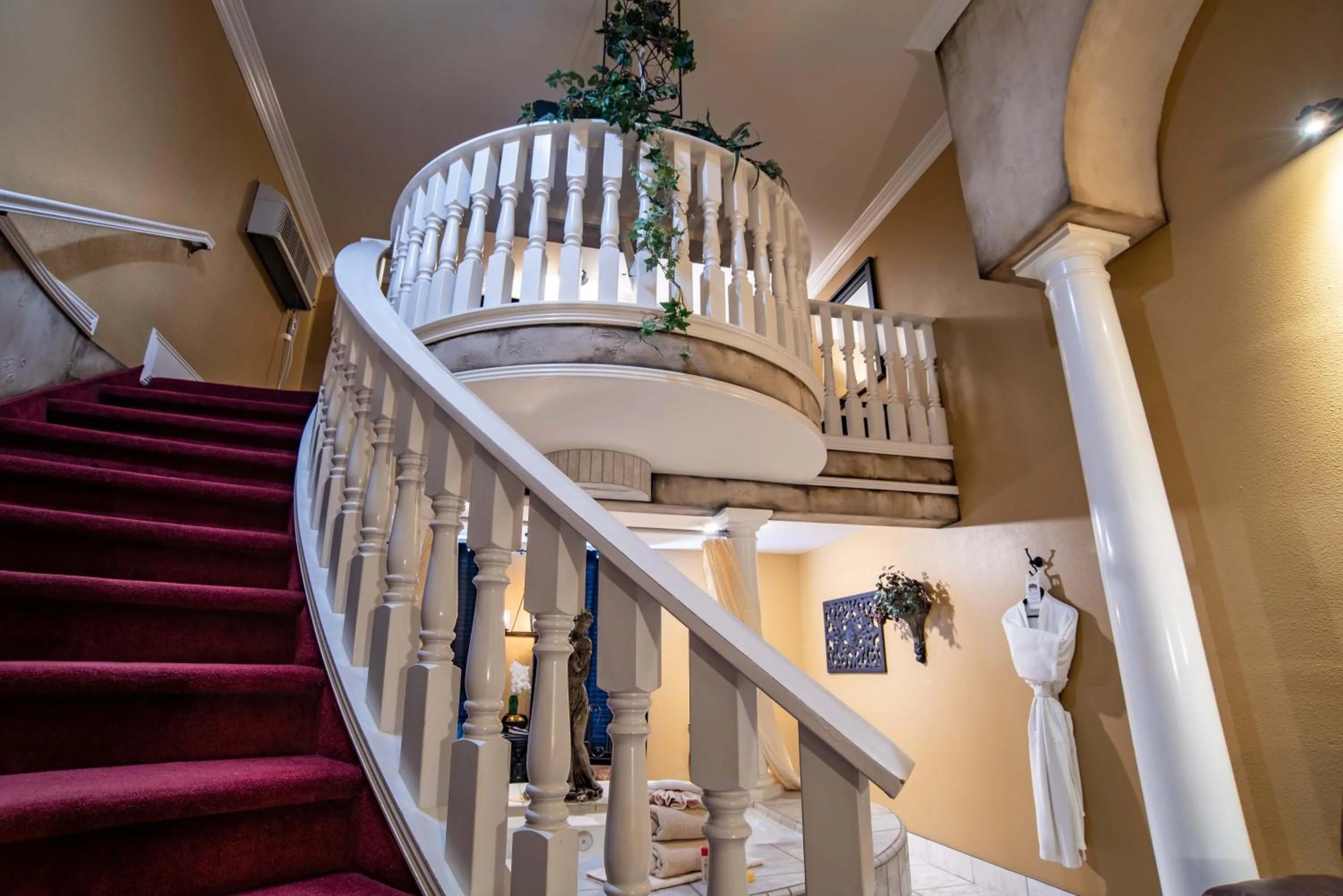 Decorative detail in The Anniversary Inn - Boise