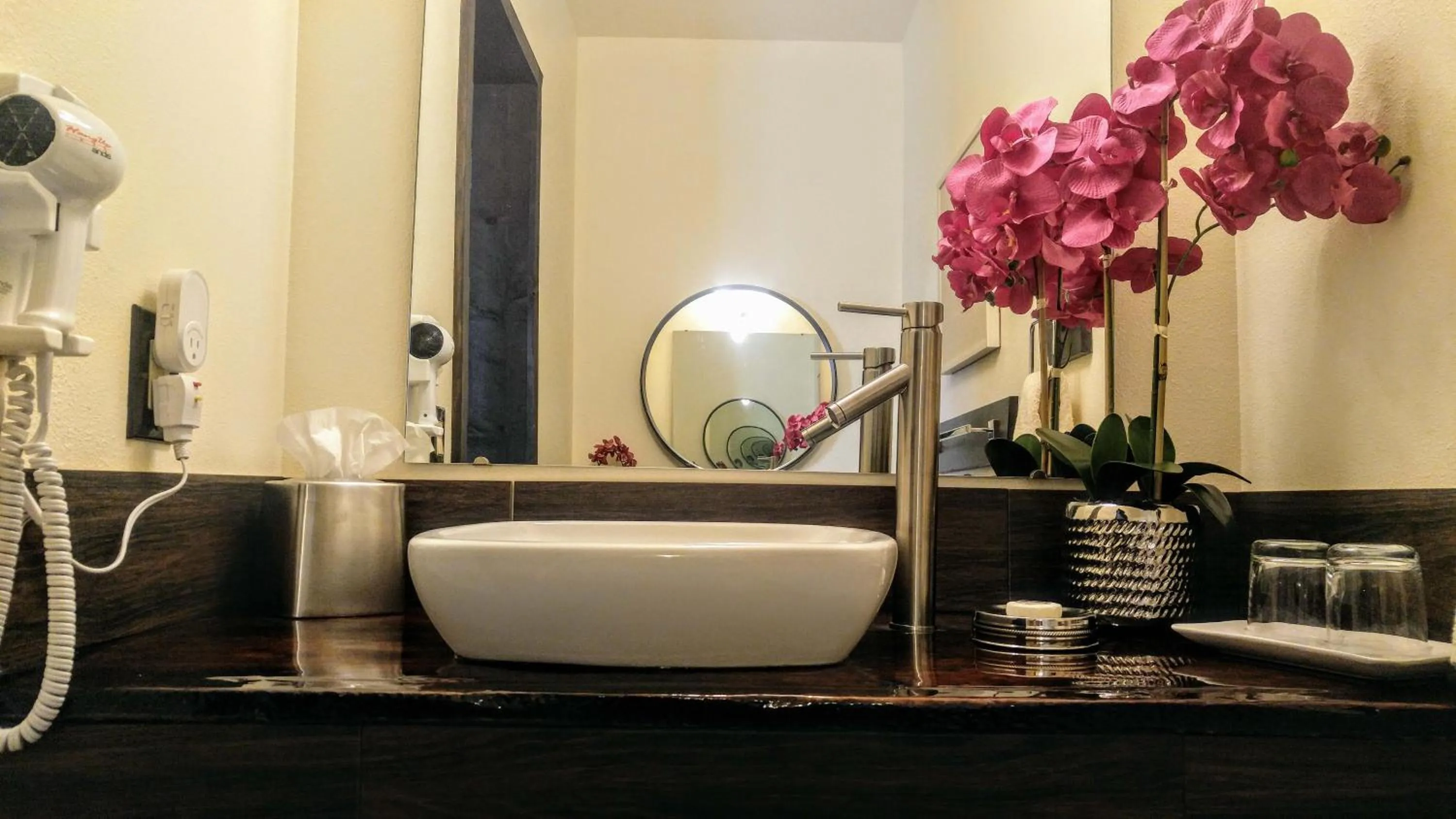 Bathroom in The Anniversary Inn - Boise