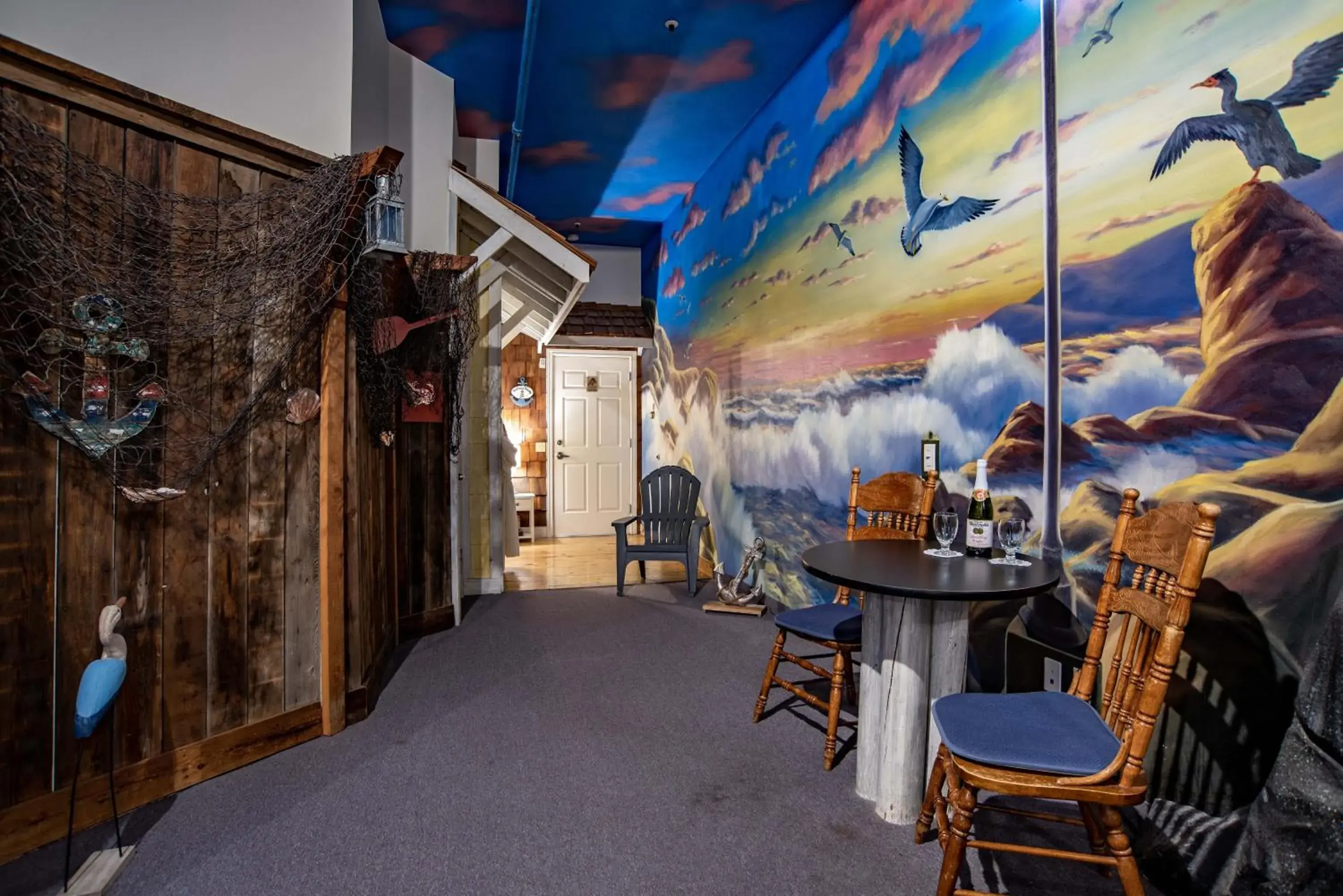 Standard Queen Room in The Anniversary Inn - Boise Standard Queen Room in The Anniversary Inn - Boise