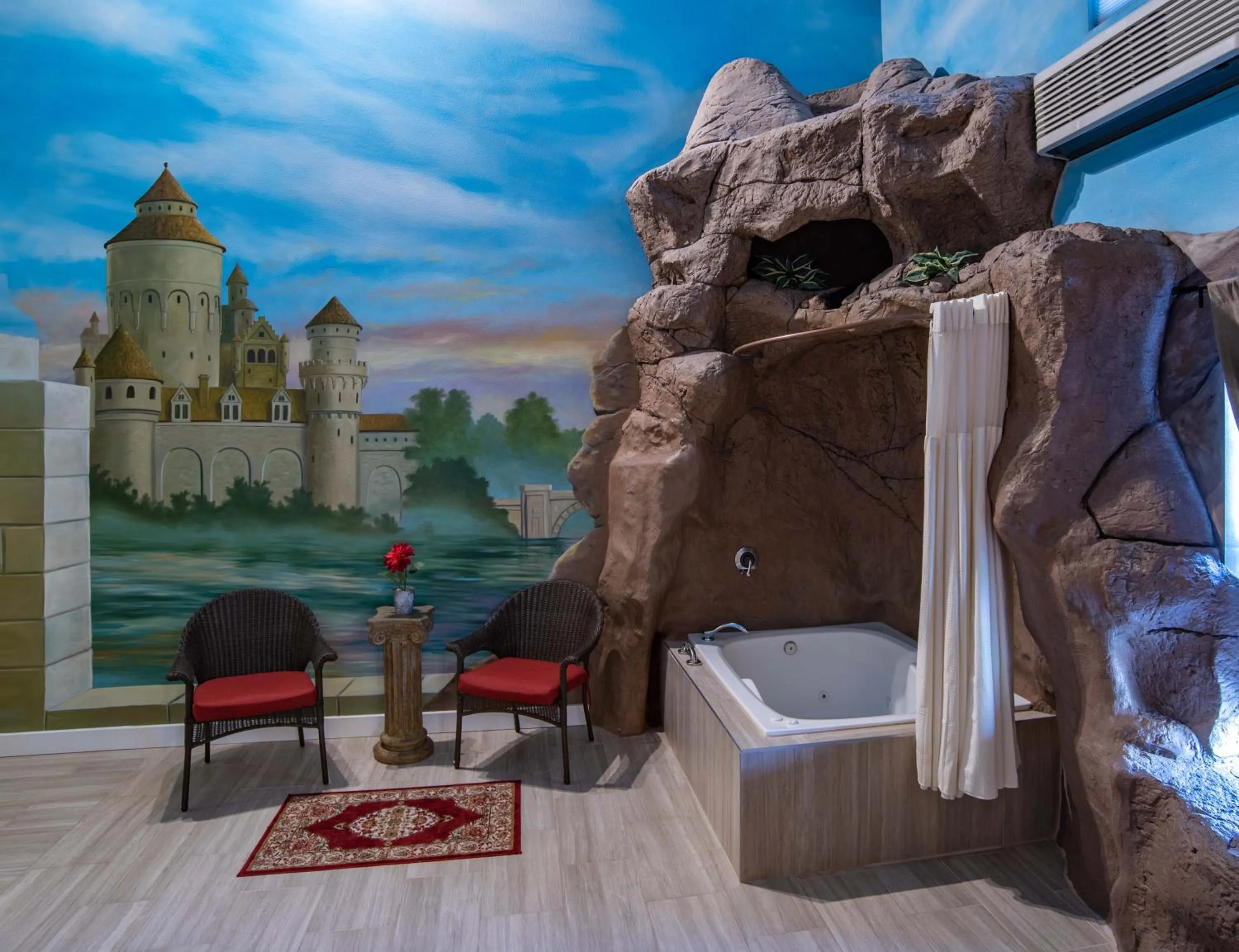 Bath in The Anniversary Inn - Boise