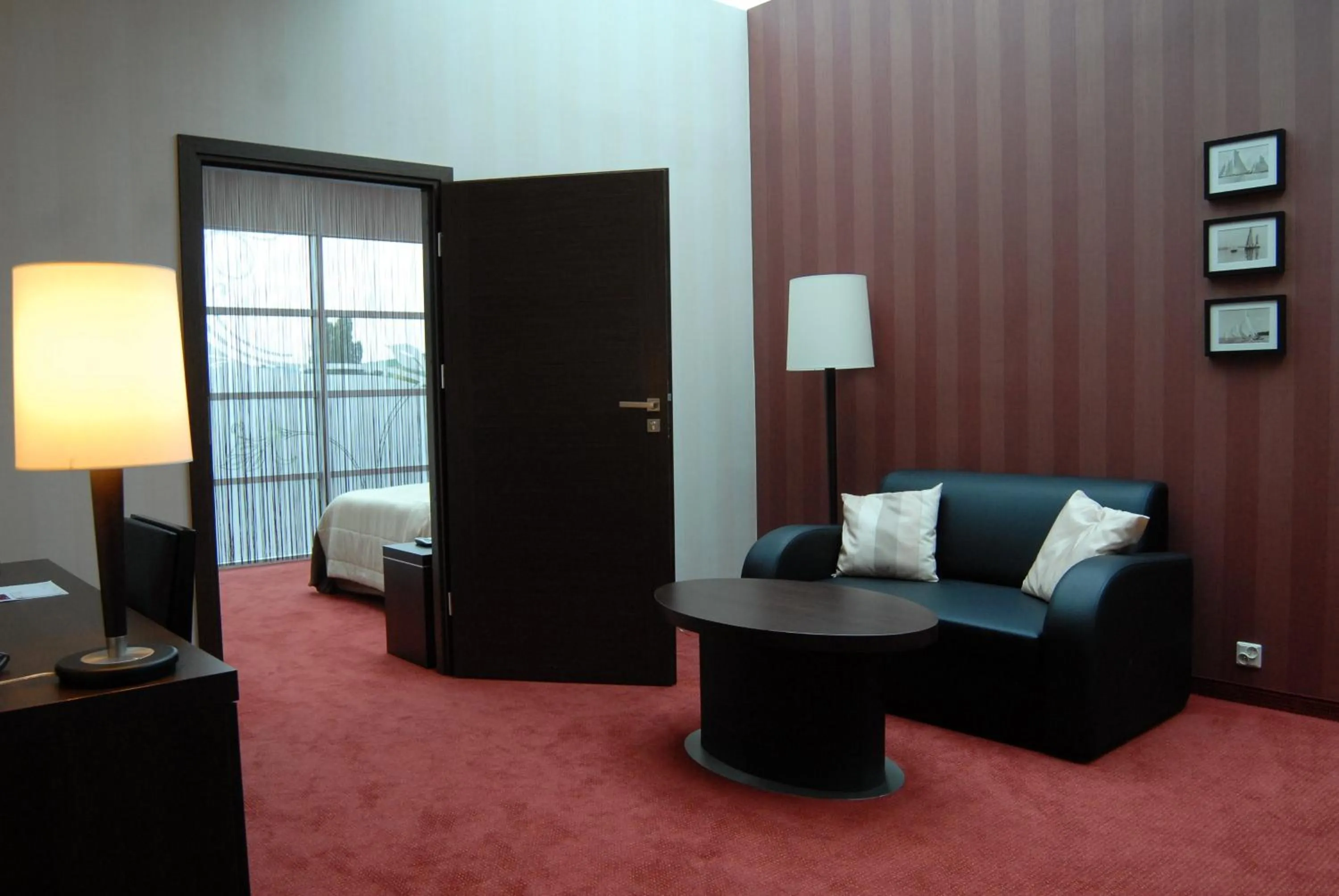 Photo of the whole room, Bed in Hotel Pik