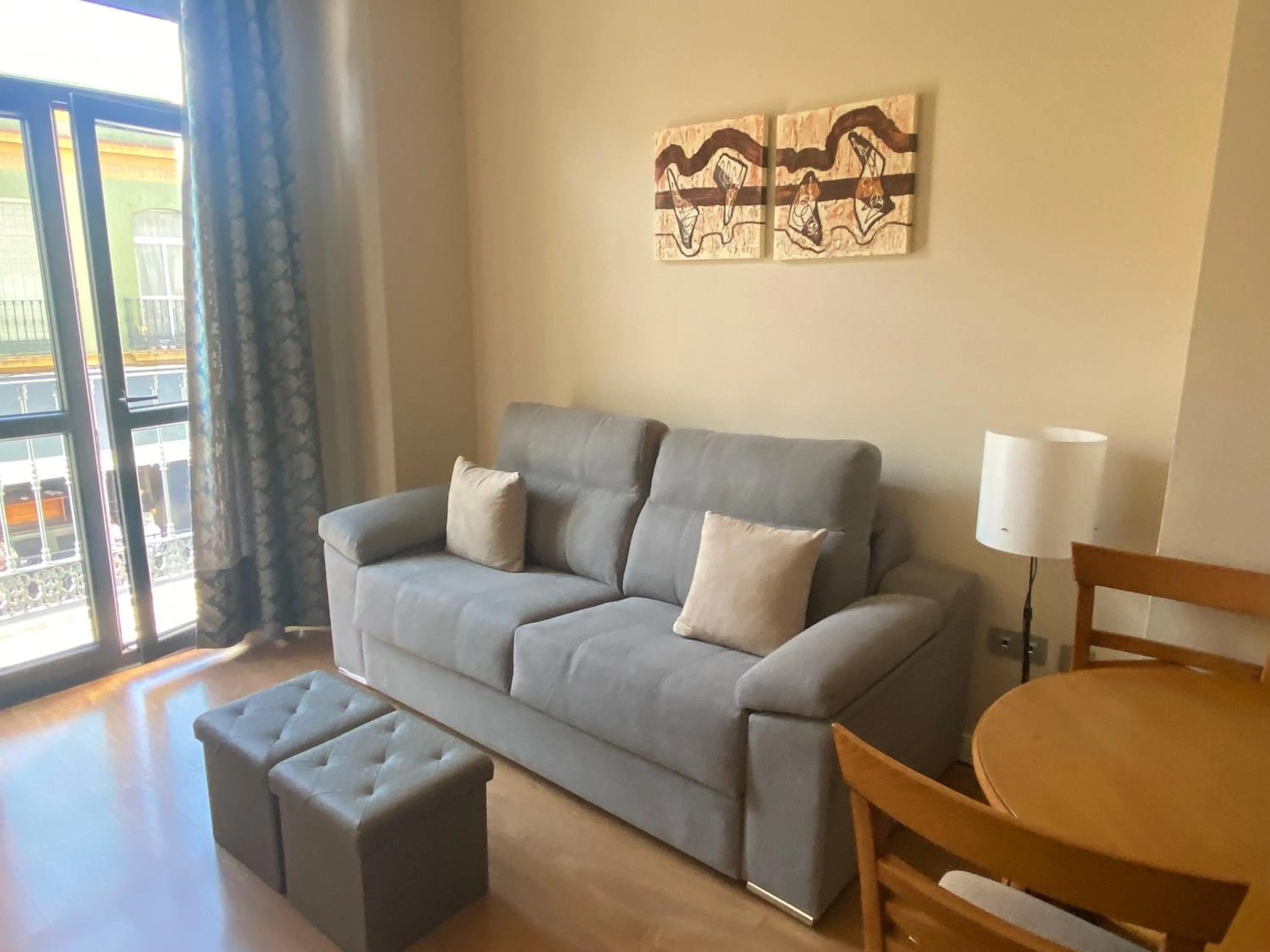 Living room in SEVITUR Seville Comfort Apartments