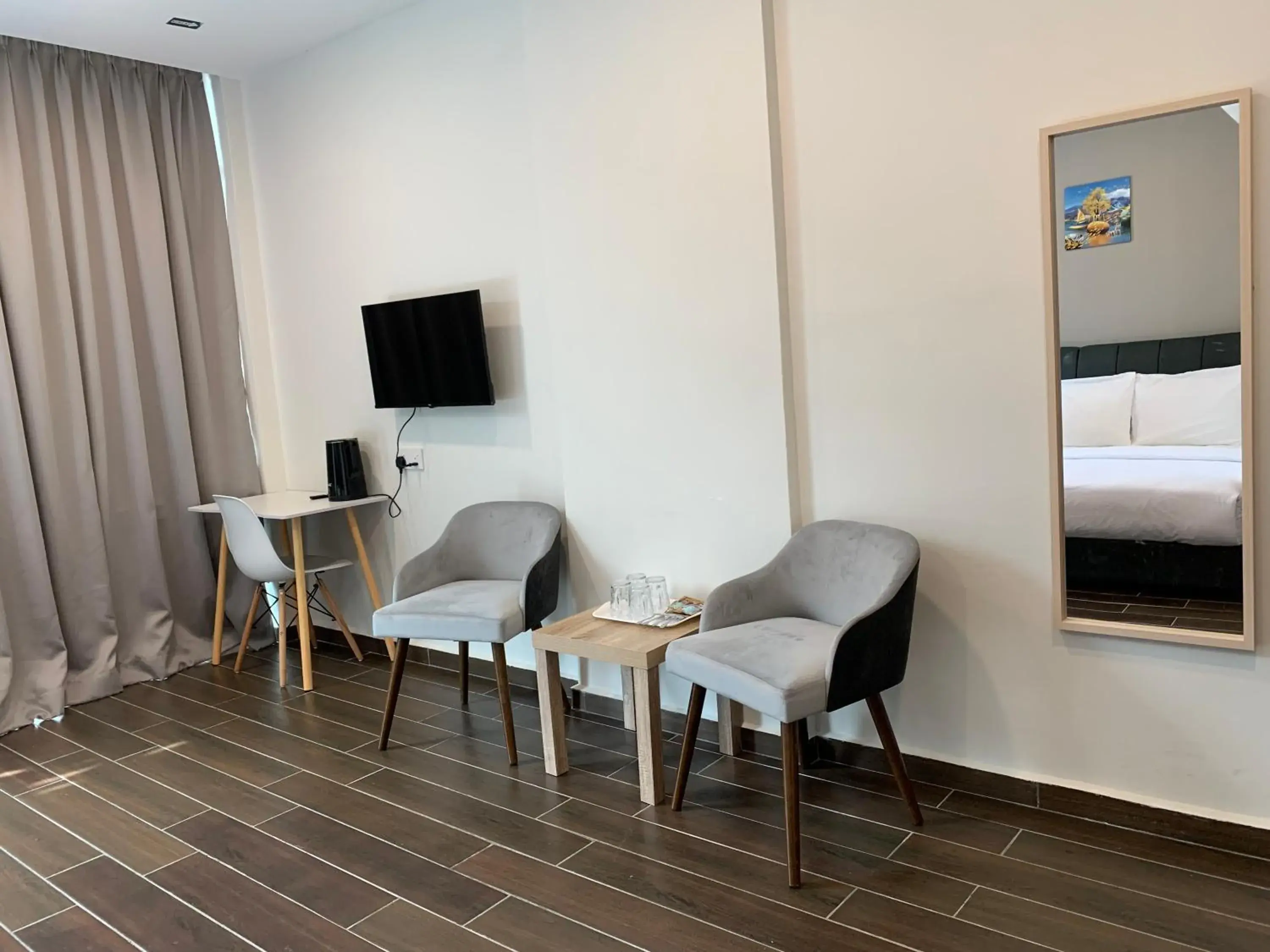 Quadruple Room in Hotel Mutiara Quadruple Room in Hotel Mutiara