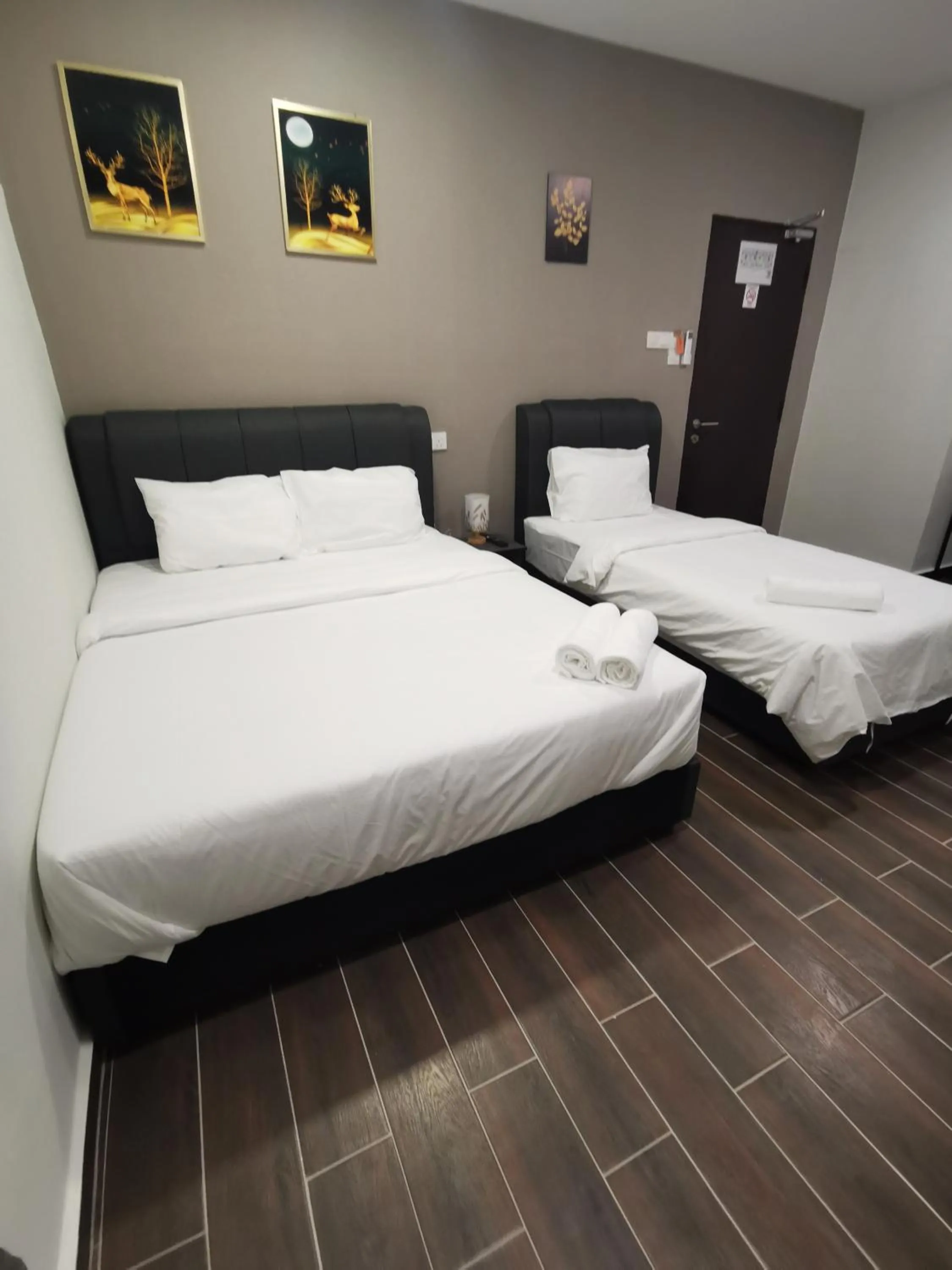 Bed in Hotel Mutiara