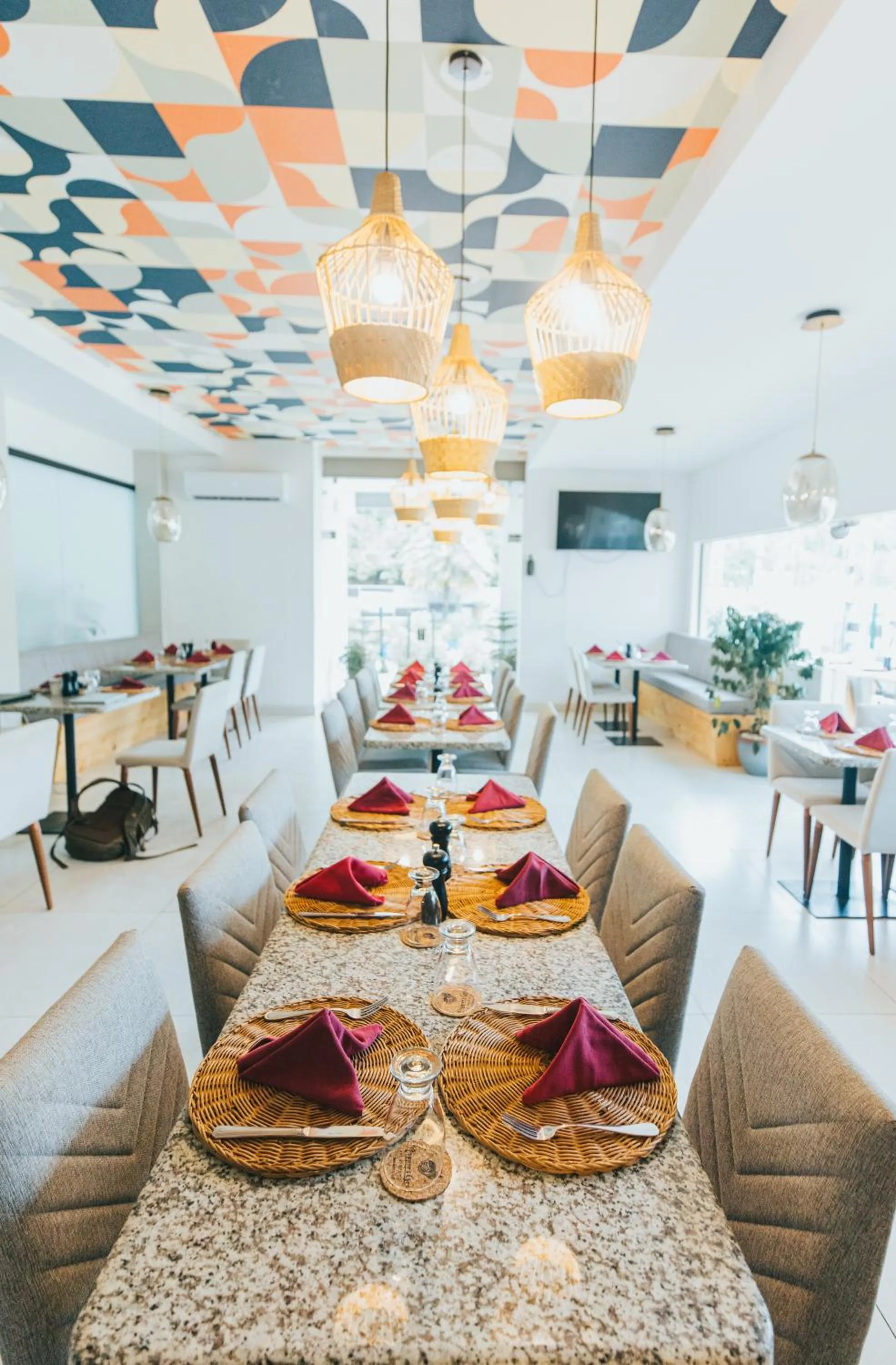 Restaurant/places to eat in Paradise Bay Hotel Boutique