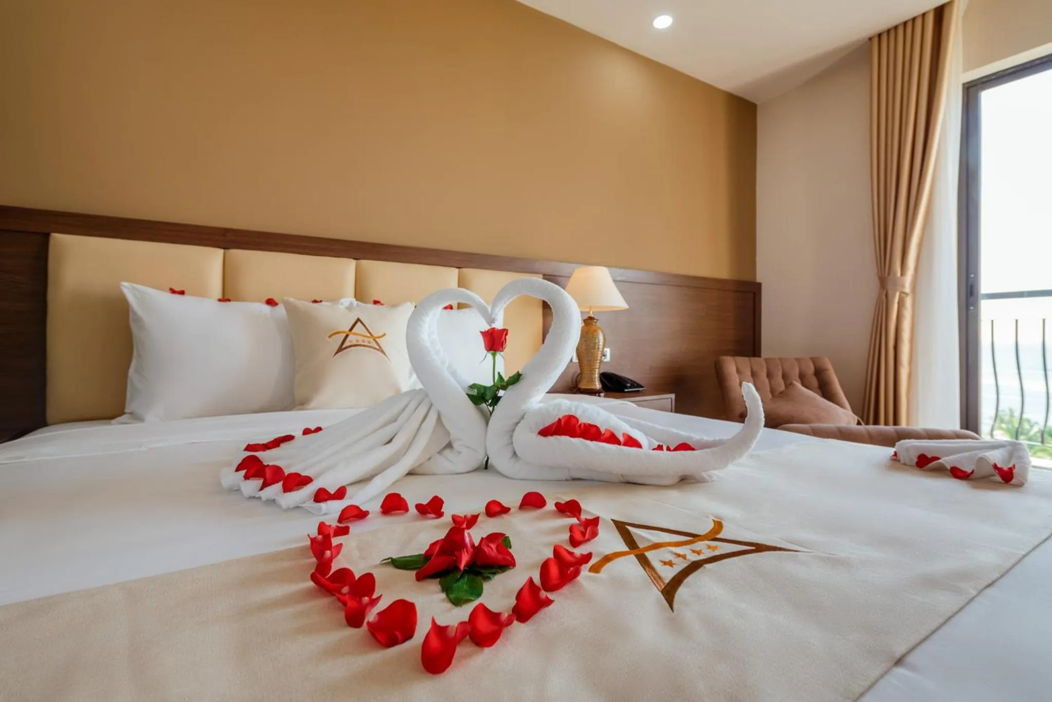 Bed in Aquasun Hotel Phu Quoc