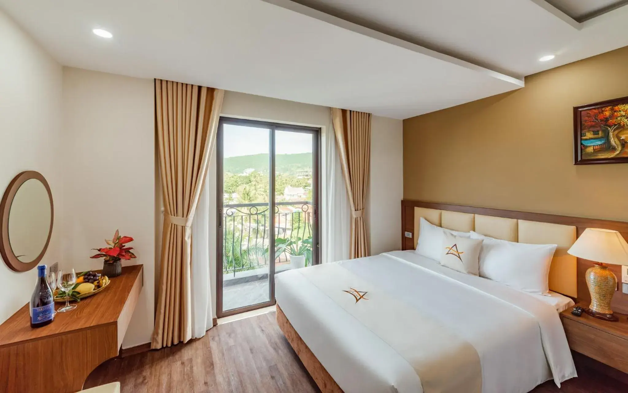 Double or Twin Room with Garden View in Aquasun Hotel Phu Quoc Double or Twin Room with Garden View in Aquasun Hotel Phu Quoc