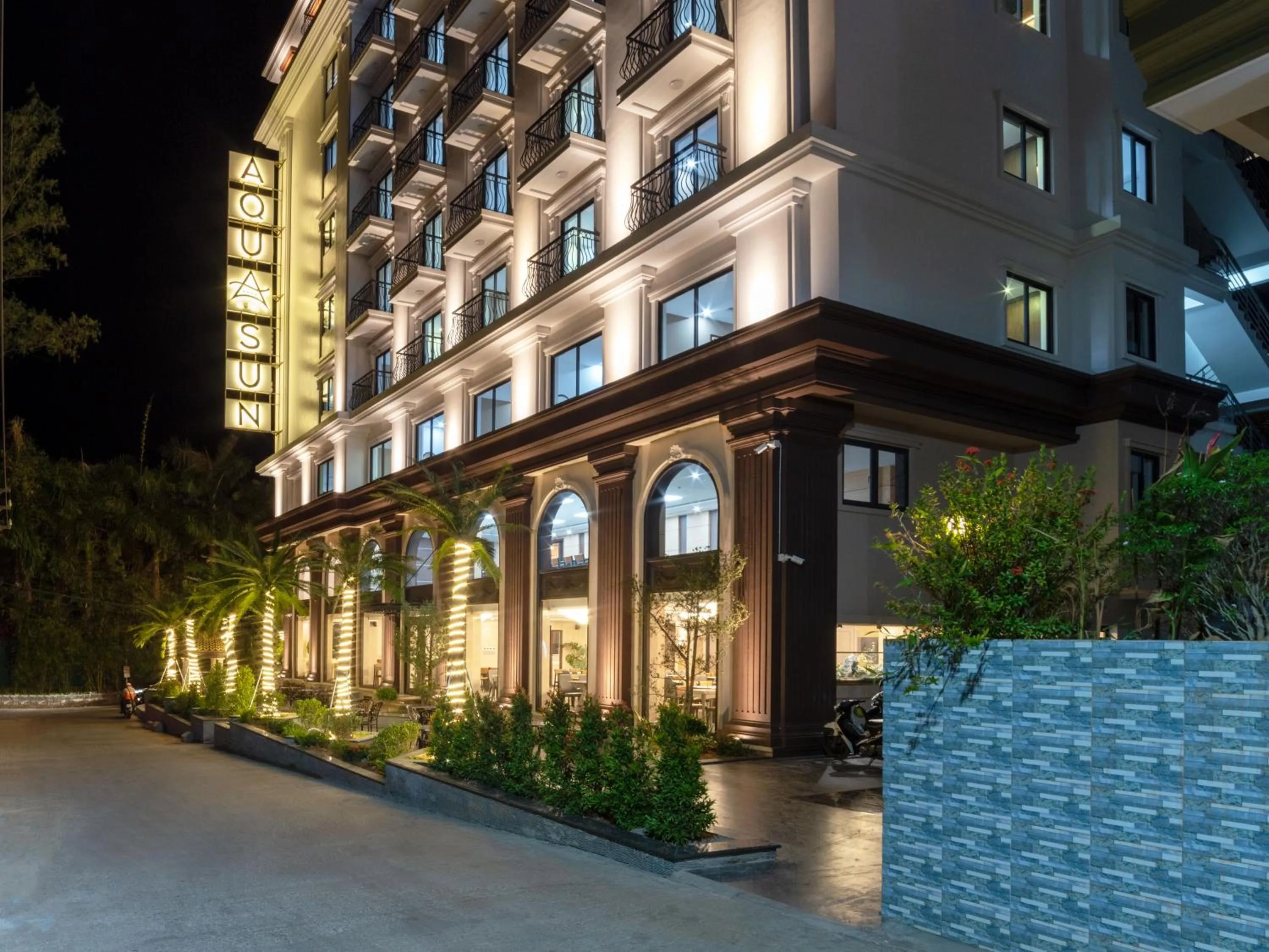 Property building in Aquasun Hotel Phu Quoc