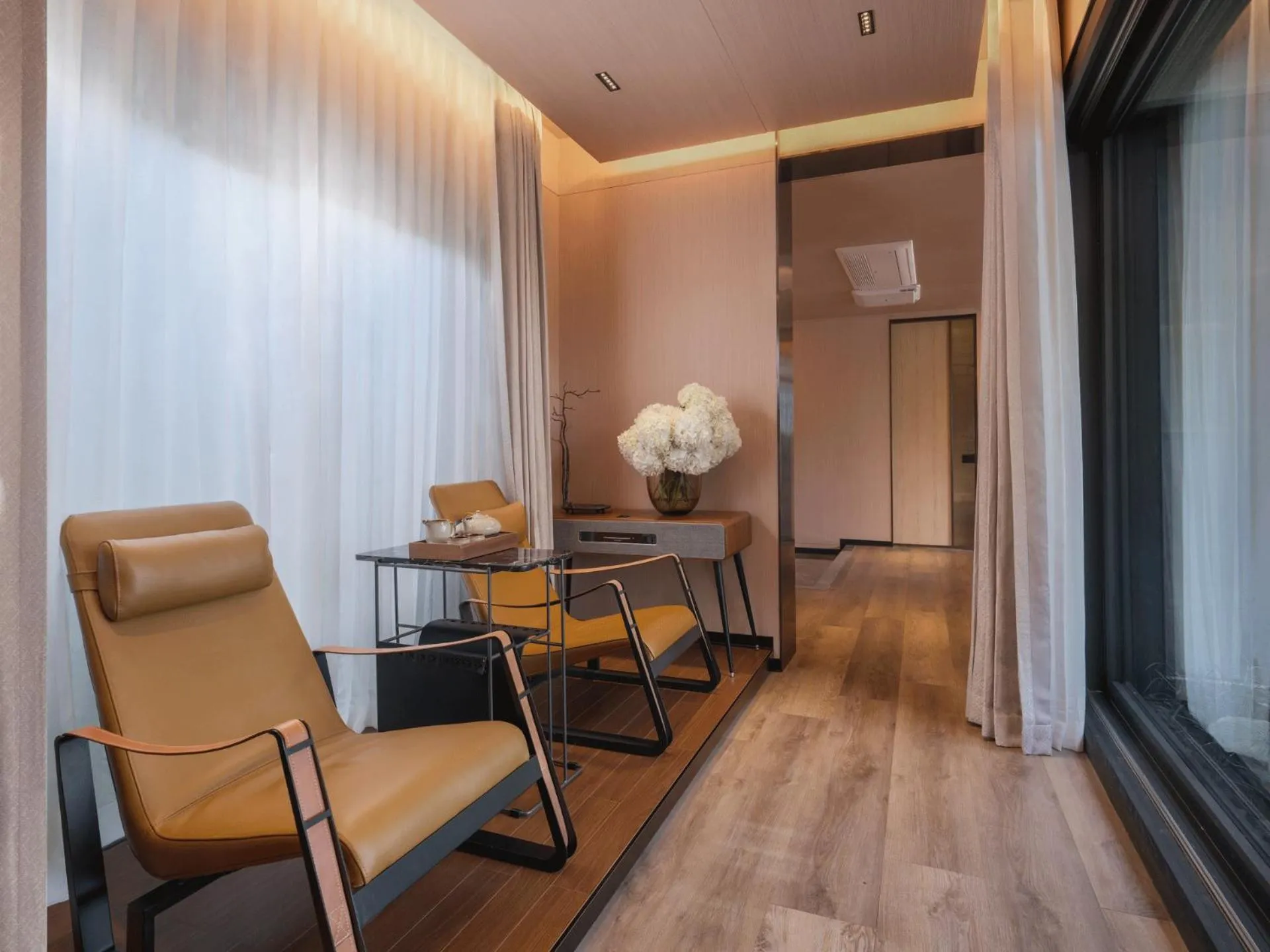 Living room in Amber Pure Hill Hotels & Resorts Jeju