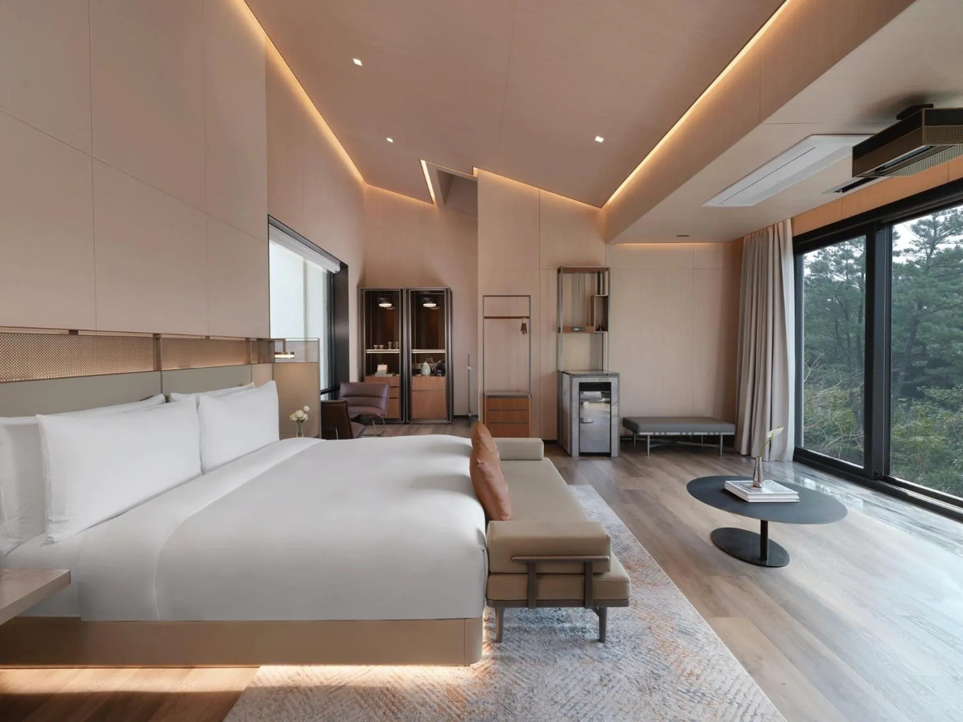 Bed in Amber Pure Hill Hotels & Resorts Jeju