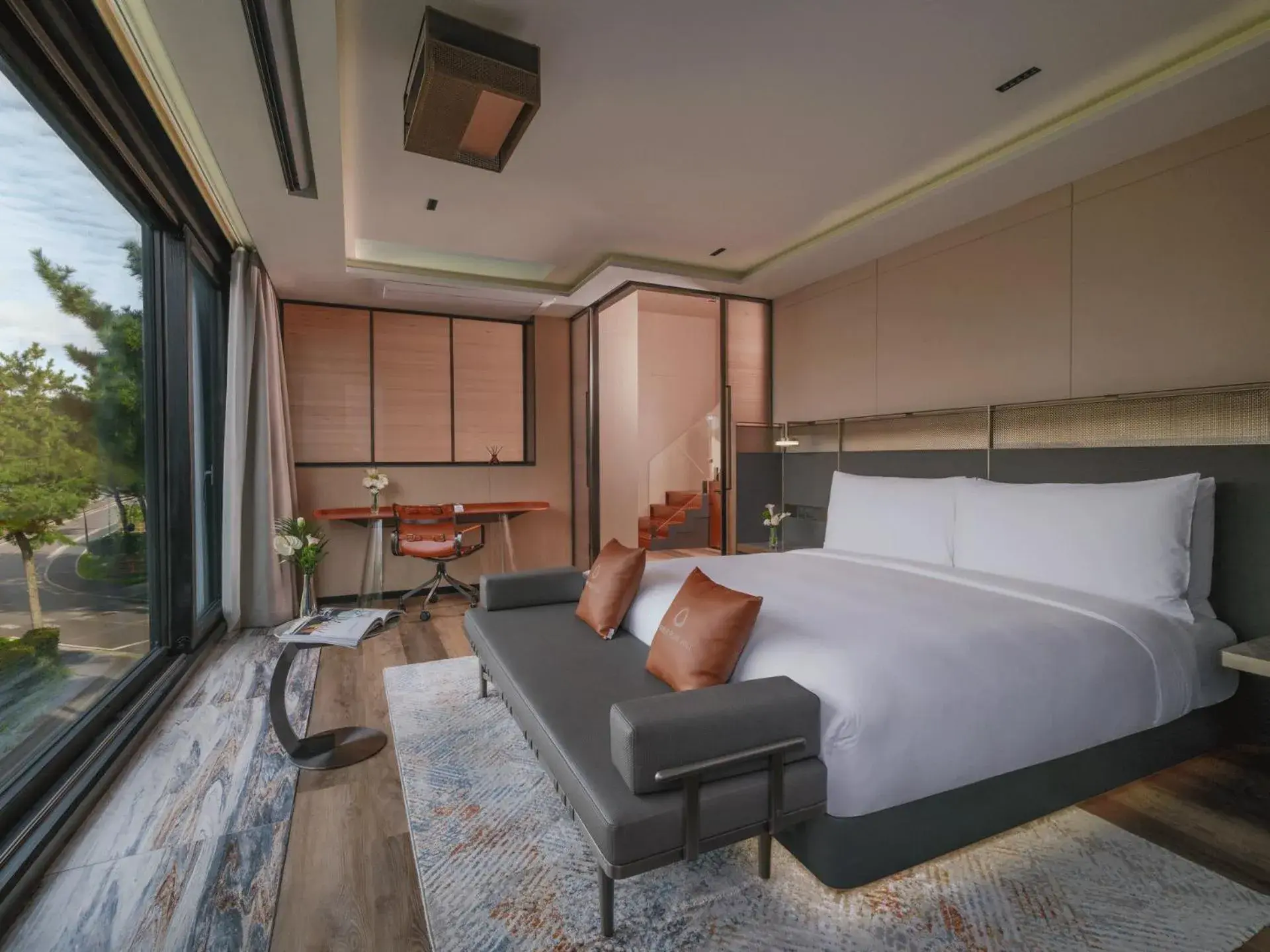 Hill Luna Family with Private Jacuzzi in Amber Pure Hill Hotels & Resorts Jeju Hill Luna Family with Private Jacuzzi in Amber Pure Hill Hotels & Resorts Jeju