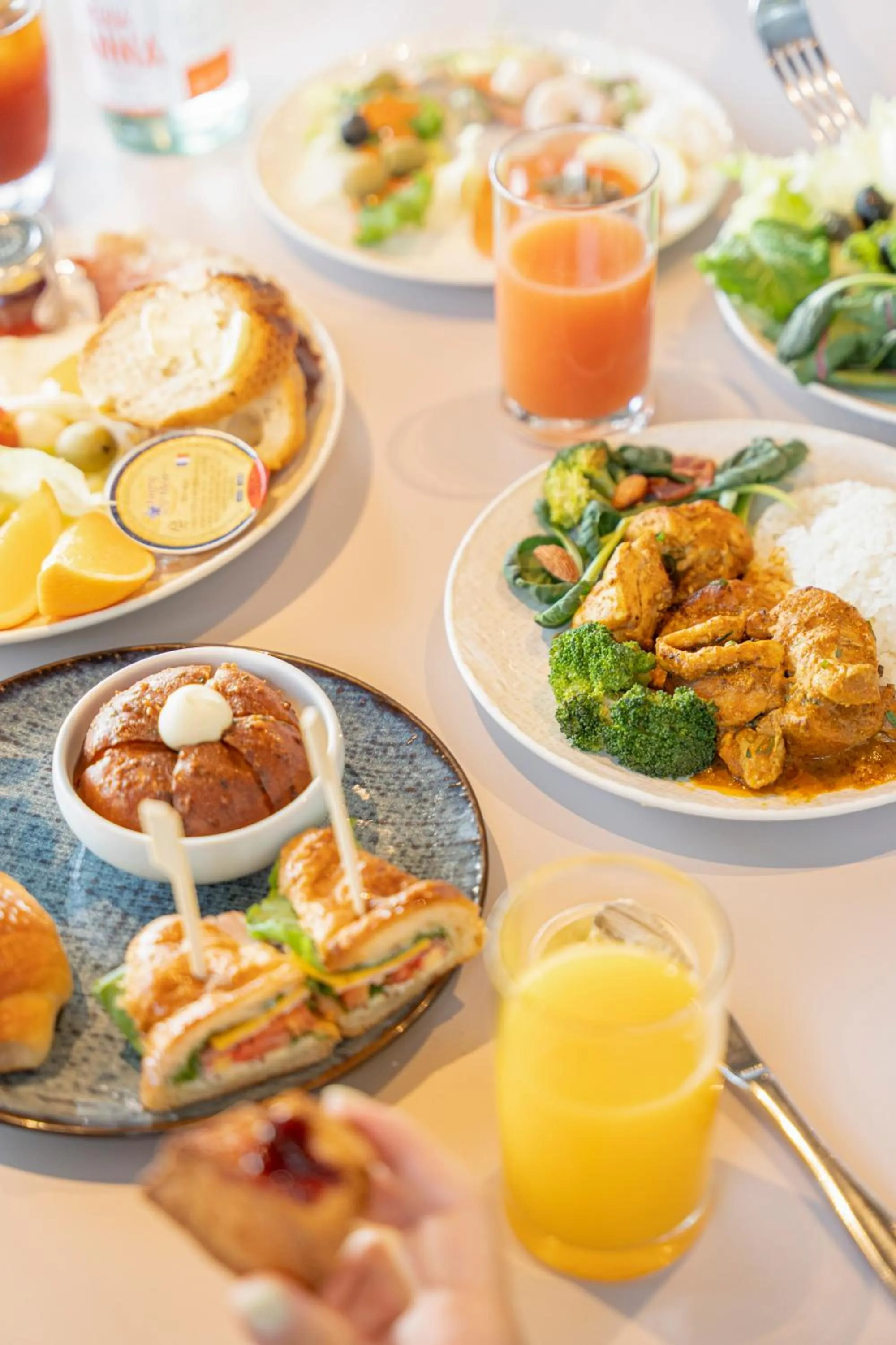 Buffet breakfast in Amber Pure Hill Hotels & Resorts Jeju