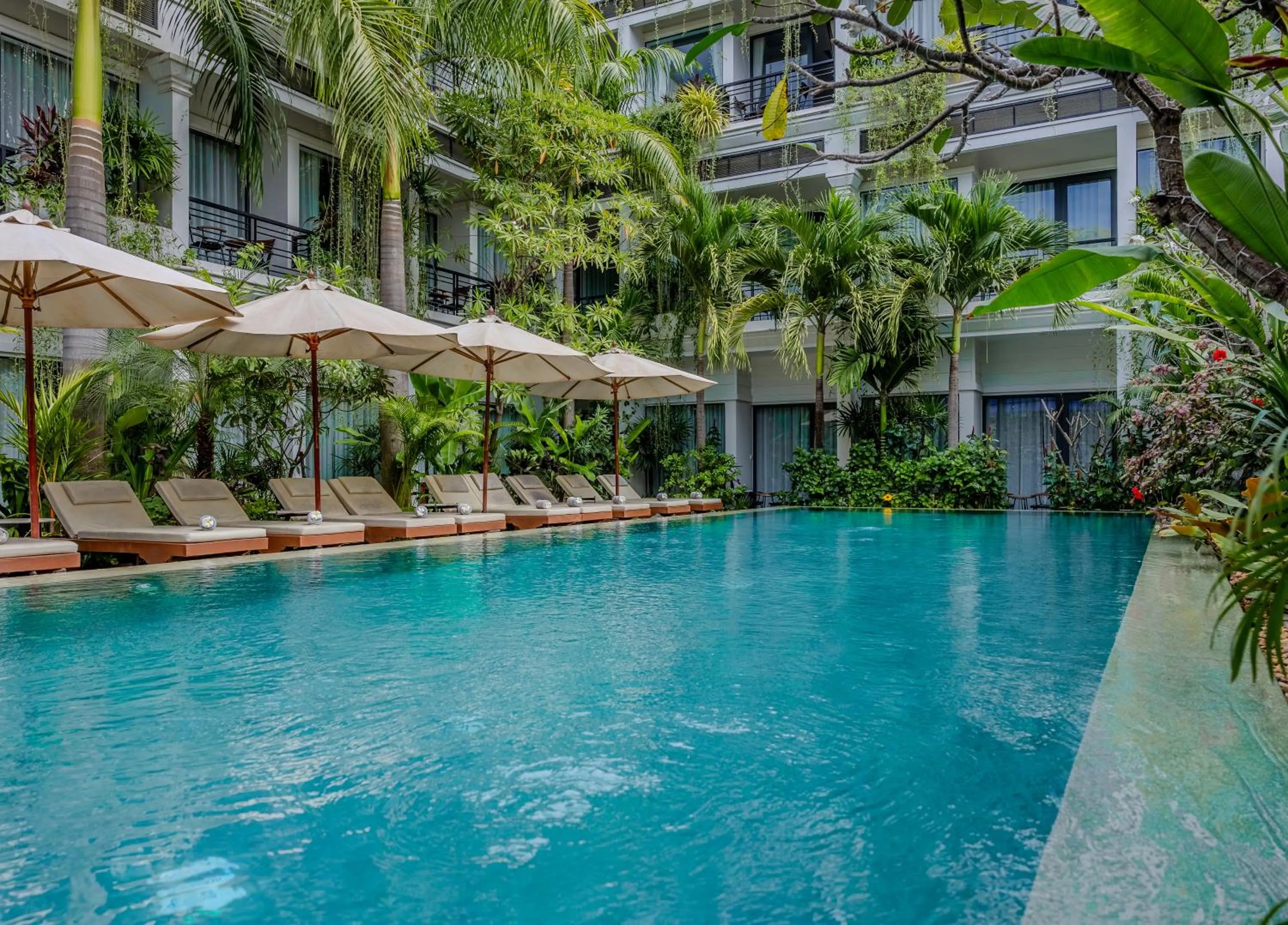 Swimming pool in Khmer House Boutique