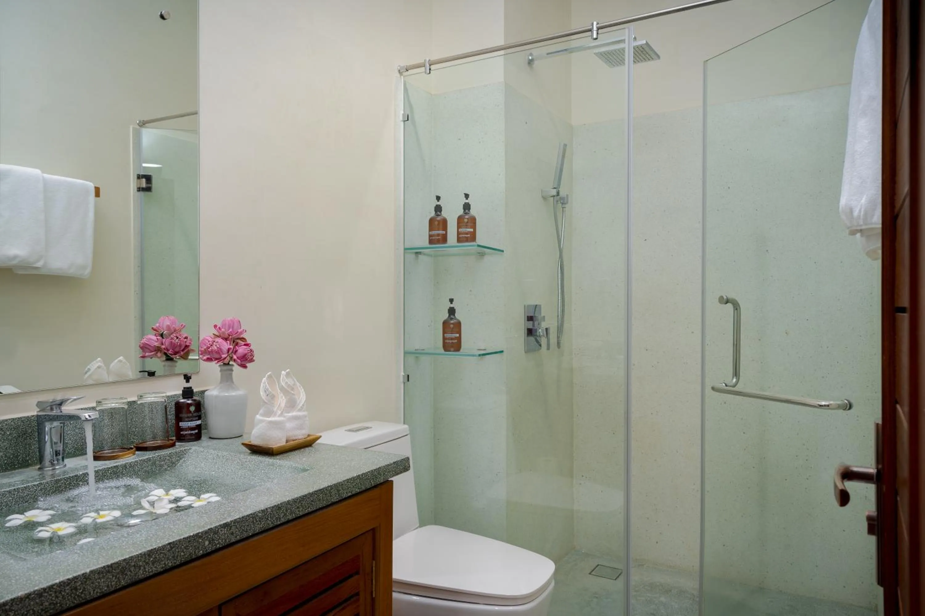 Bathroom in Khmer House Boutique