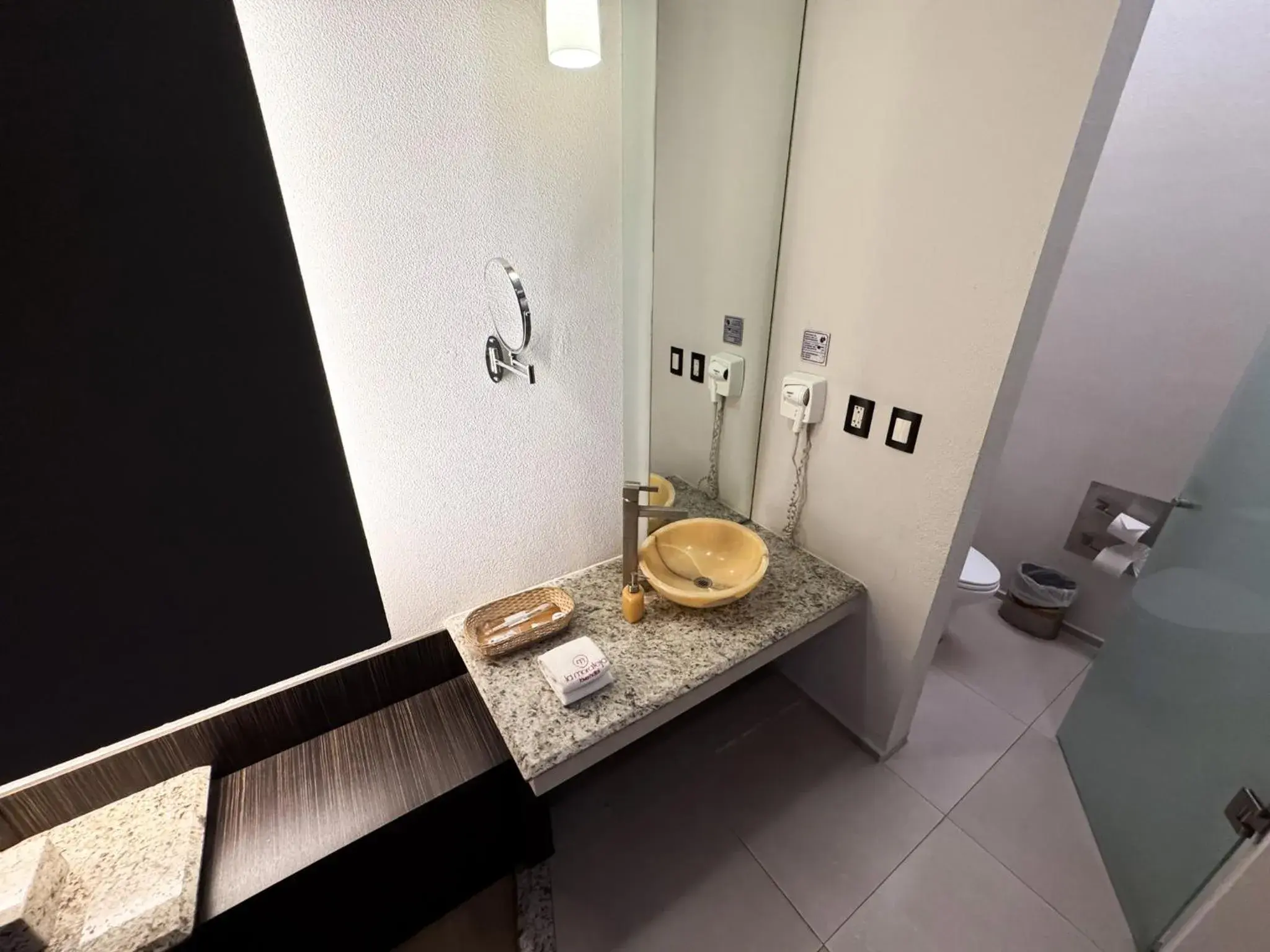 Superior Double or Twin Room in La Moraleja Love hotel Superior Double or Twin Room in La Moraleja Love hotel