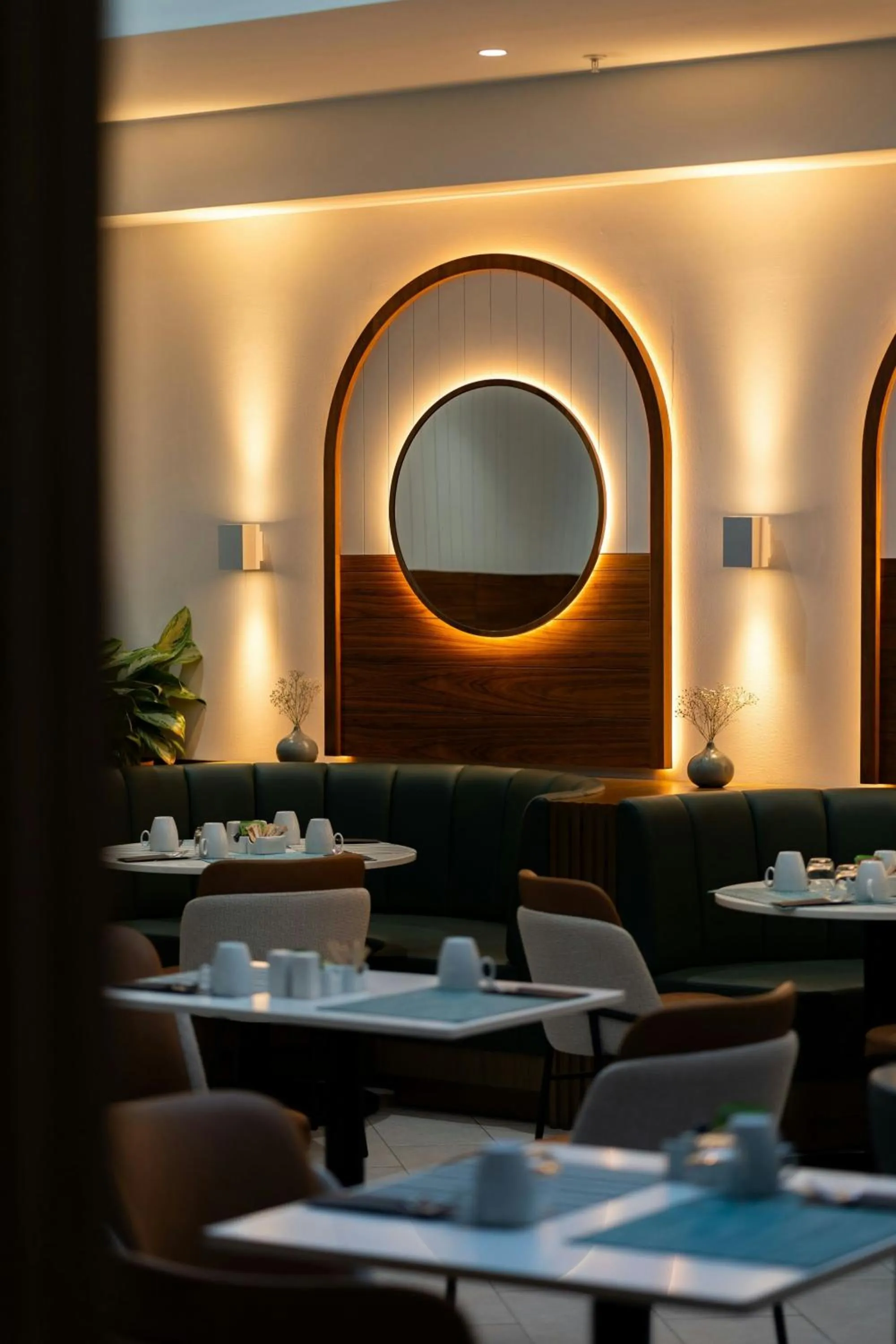 Lounge or bar in Courtyard by Marriott Curacao