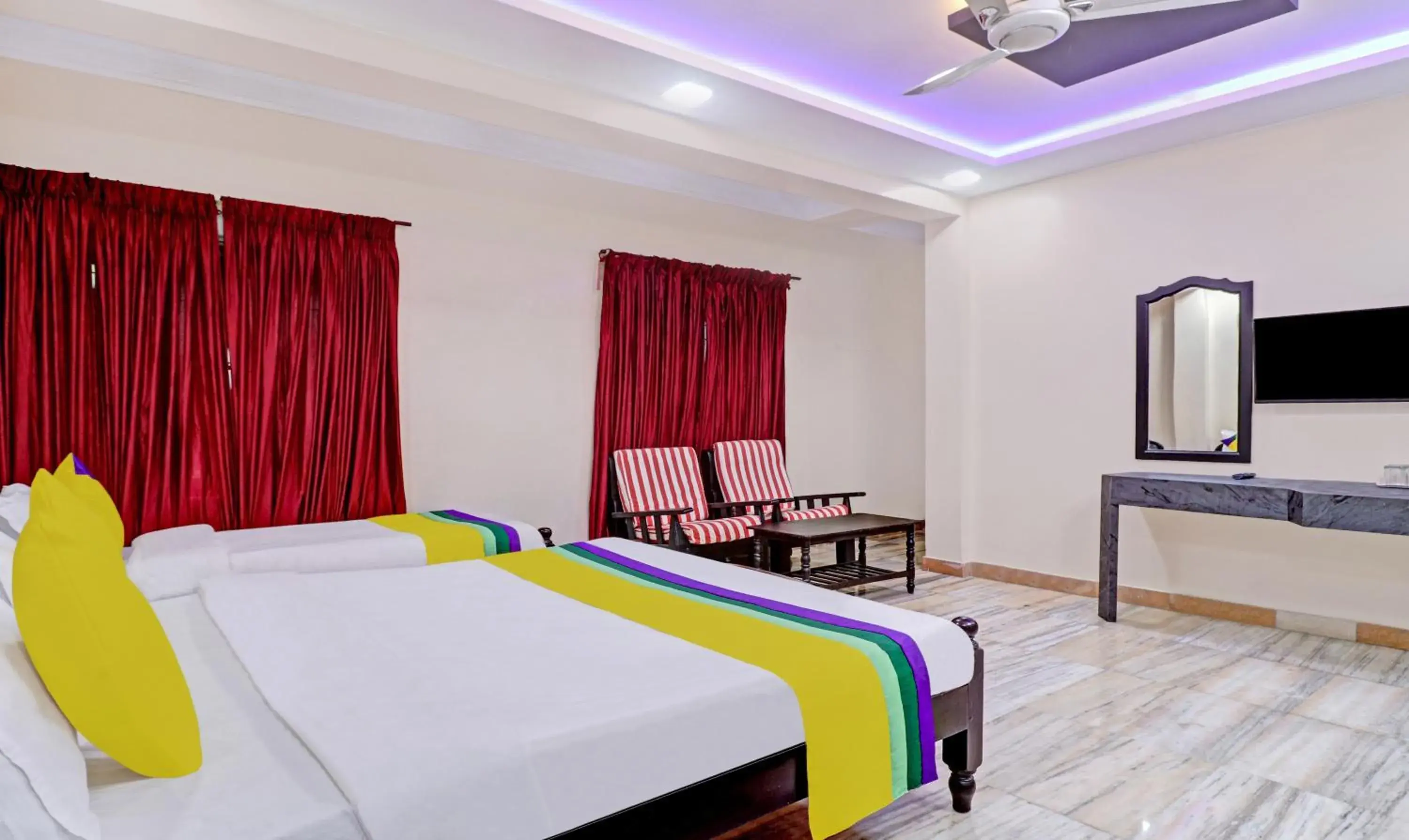 Bedroom, Bed in Itsy Hotels Hill Town, 500 Mtrs From Madikeri Fort Bedroom, Bed in Itsy Hotels Hill Town, 500 Mtrs From Madikeri Fort