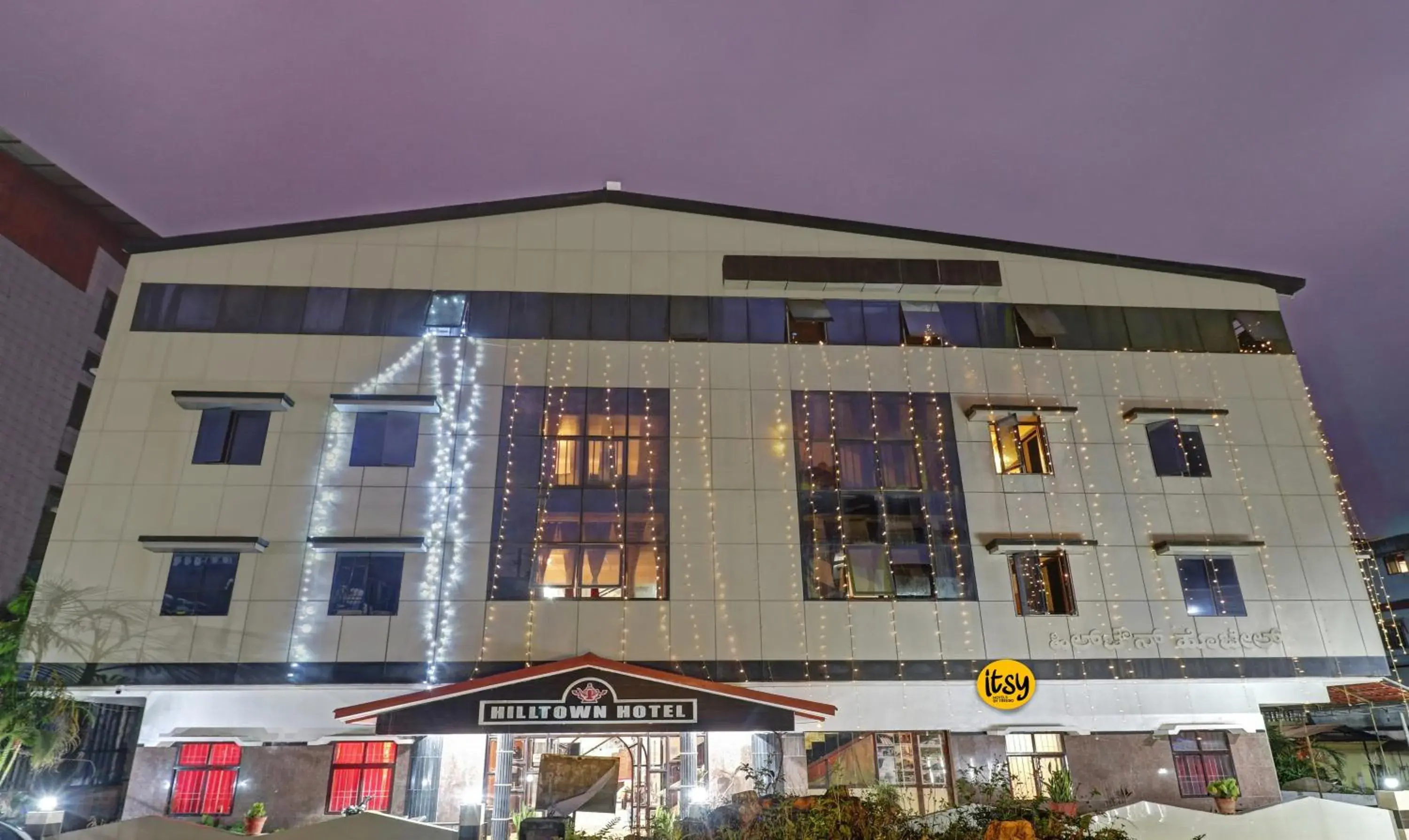 Property building in Itsy Hotels Hill Town, 500 Mtrs From Madikeri Fort Property building in Itsy Hotels Hill Town, 500 Mtrs From Madikeri Fort