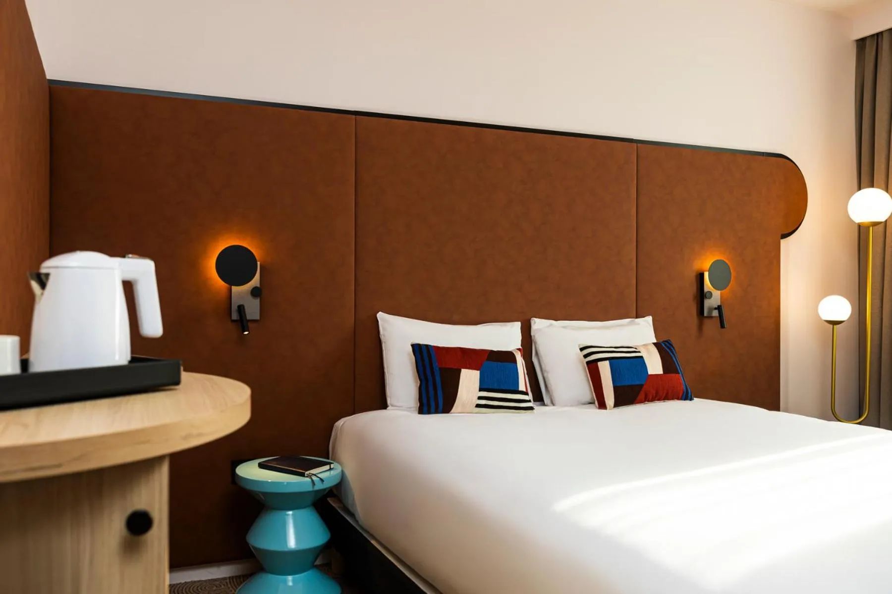 Photo of the whole room, Bed in Mercure Dunkerque Centre Gare