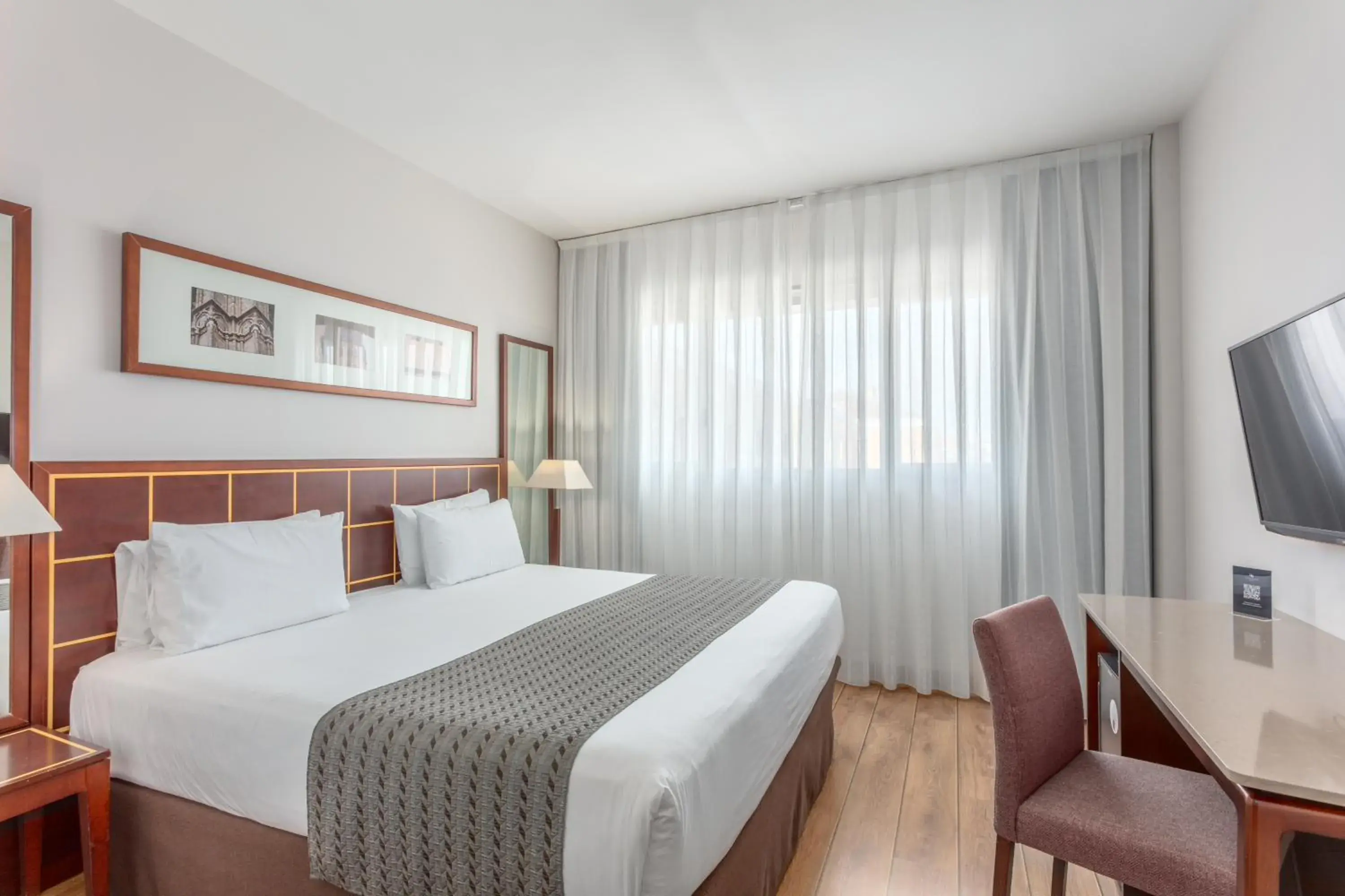 Bedroom, Bed in Eurostars Toledo Bedroom, Bed in Eurostars Toledo