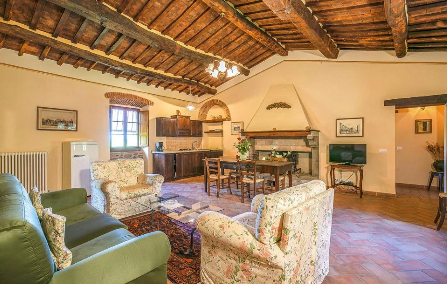 TV and multimedia in Casale il Gelso by VacaVilla
