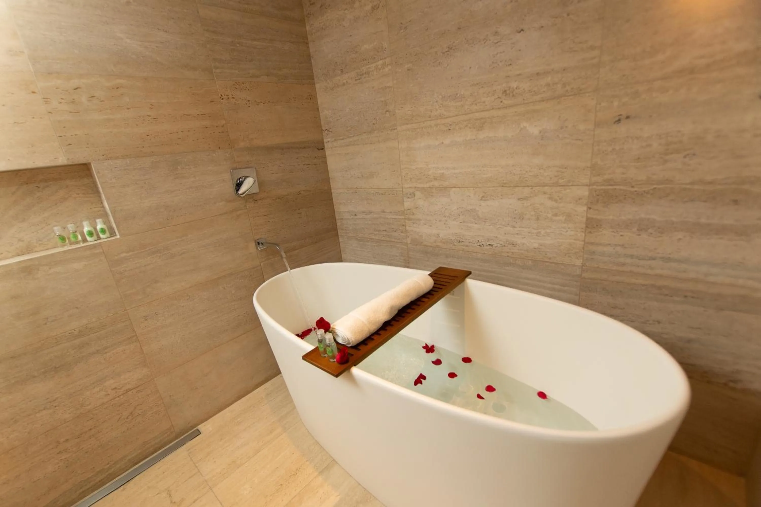 Bath in Quality Hotel Pampulha & Convention Center