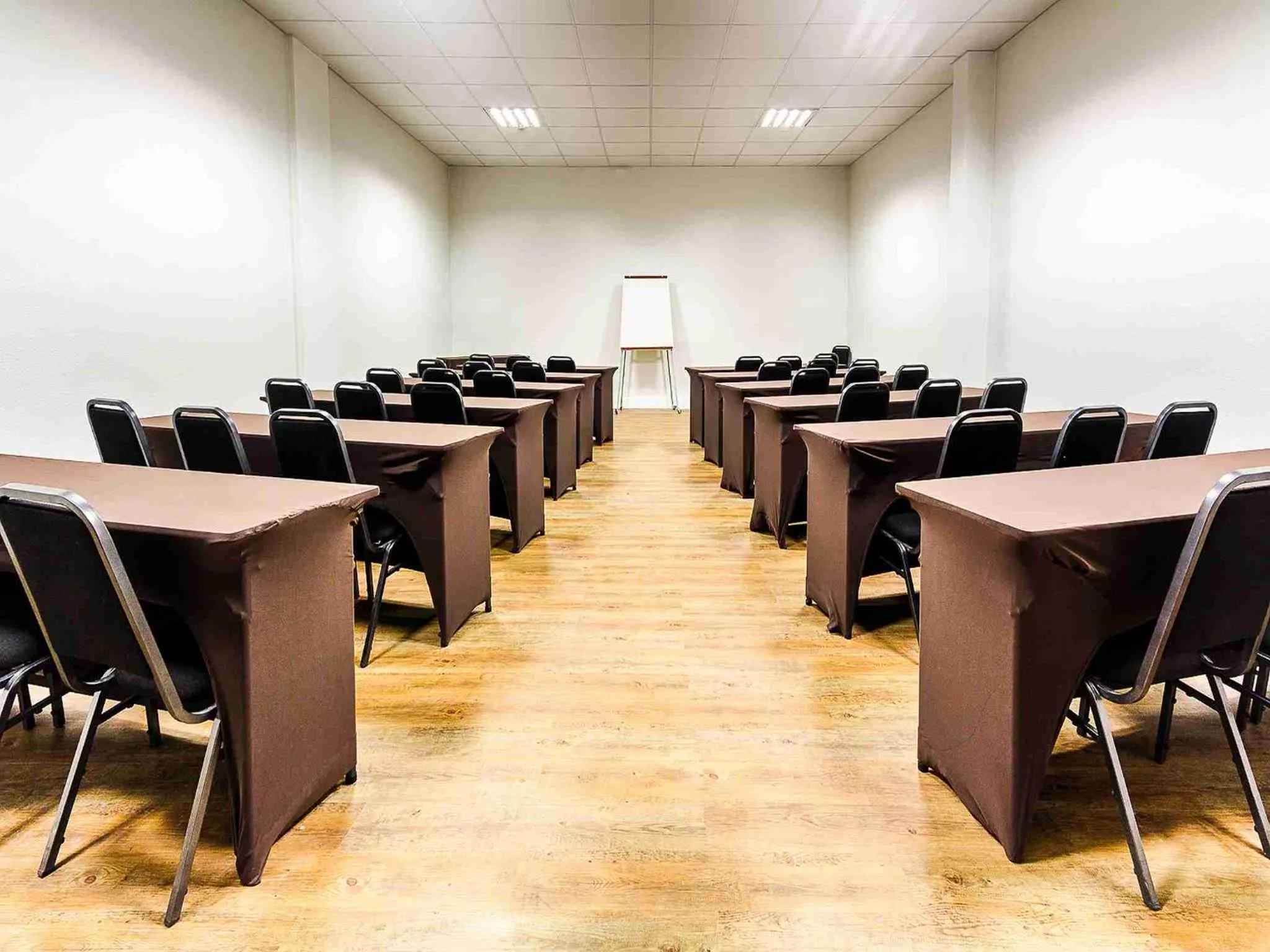 Meeting/conference room in Quality Hotel Pampulha & Convention Center