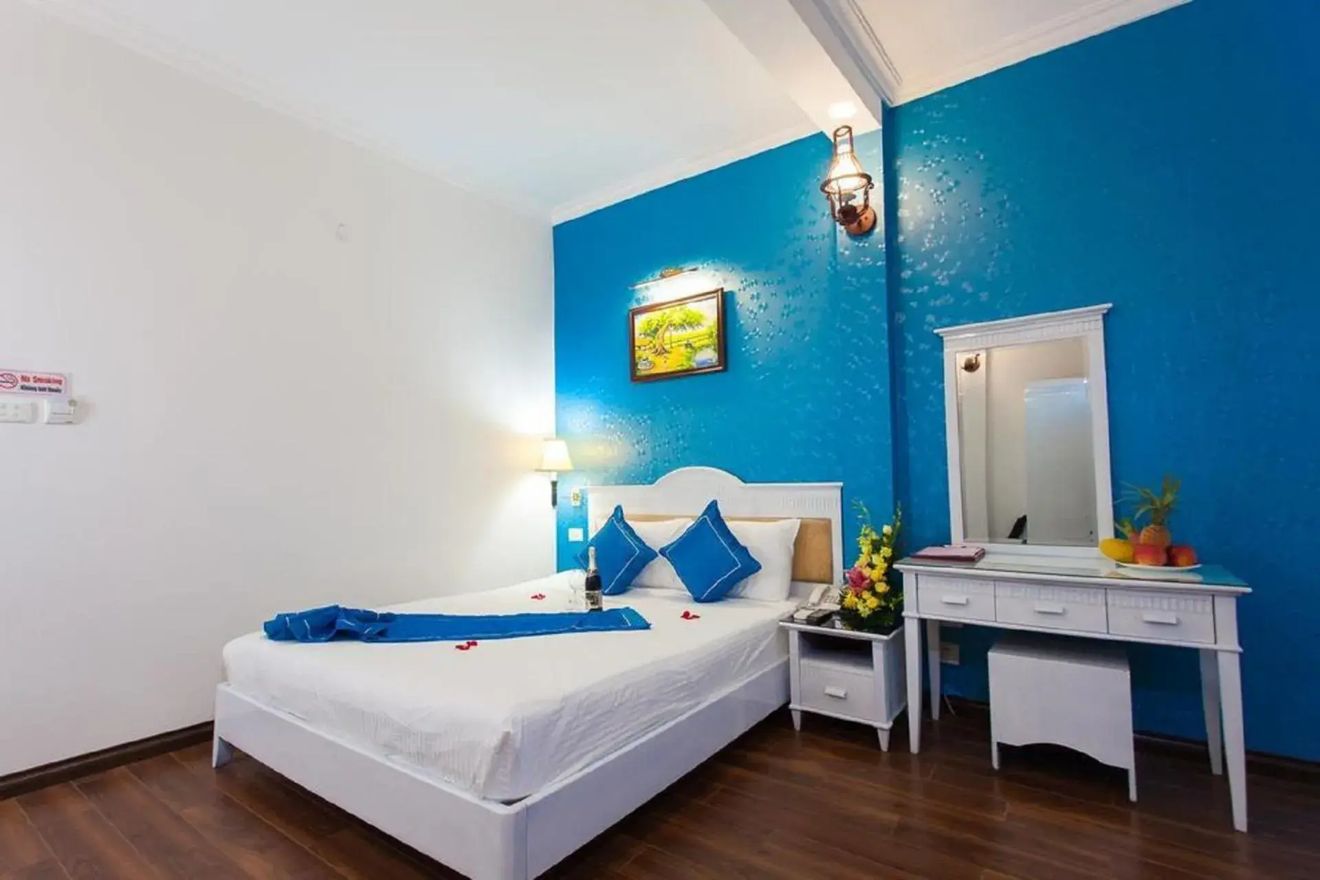 Photo of the whole room, Bed in Hanoi Jade Hostel Photo of the whole room, Bed in Hanoi Jade Hostel