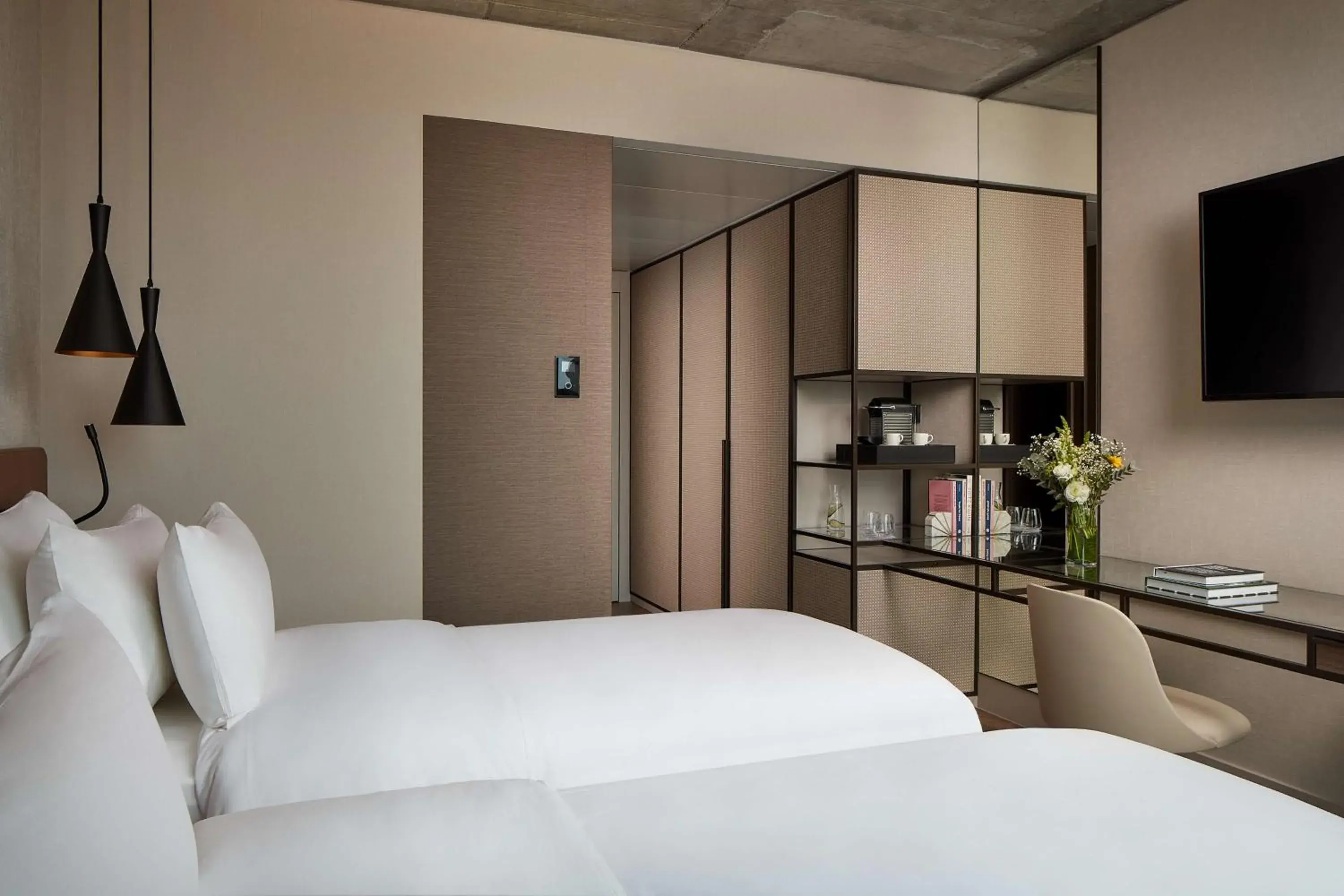 Bedroom, Bed in NH Collection Frankfurt Spin Tower Bedroom, Bed in NH Collection Frankfurt Spin Tower