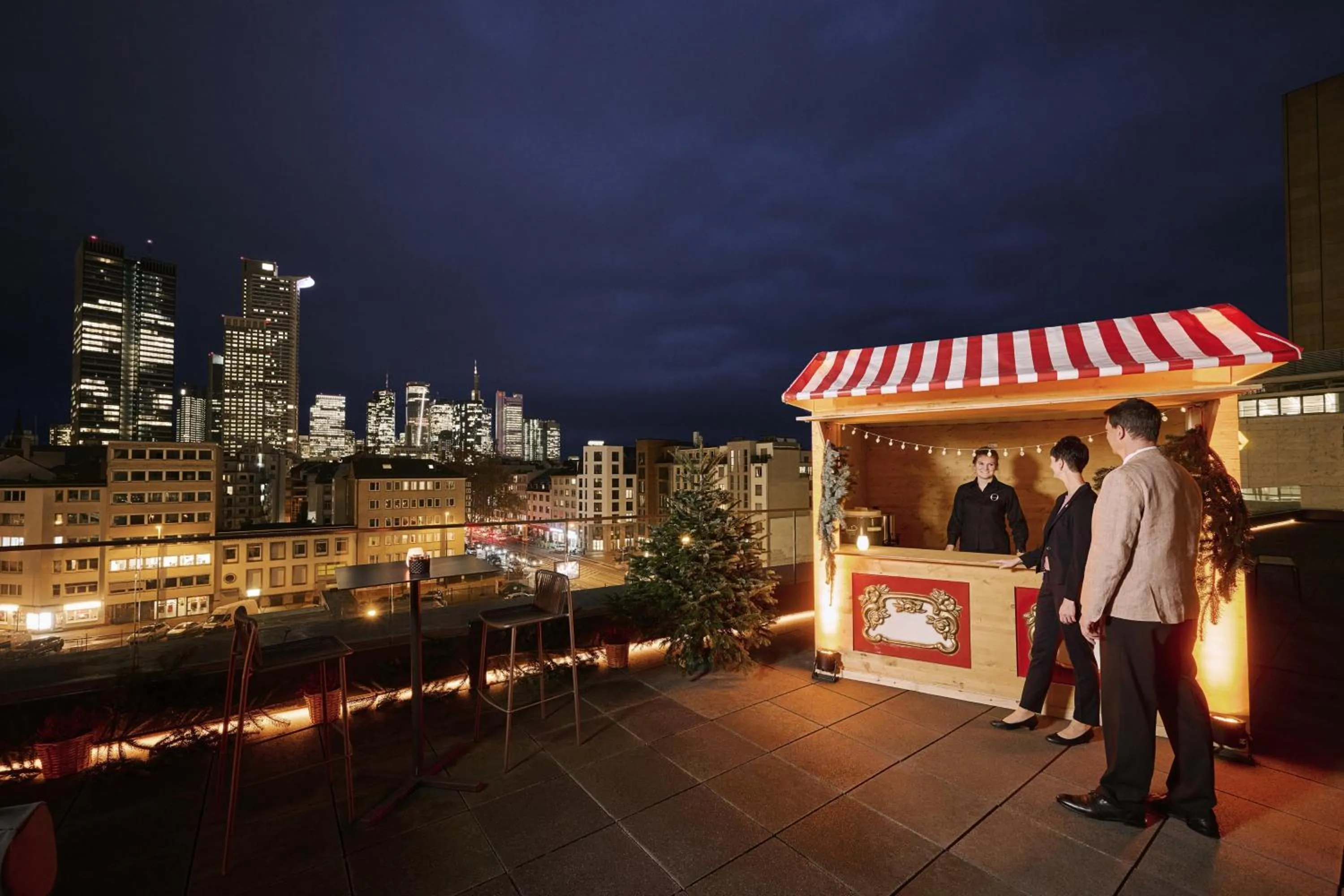 Lounge or bar in NH Collection Frankfurt Spin Tower