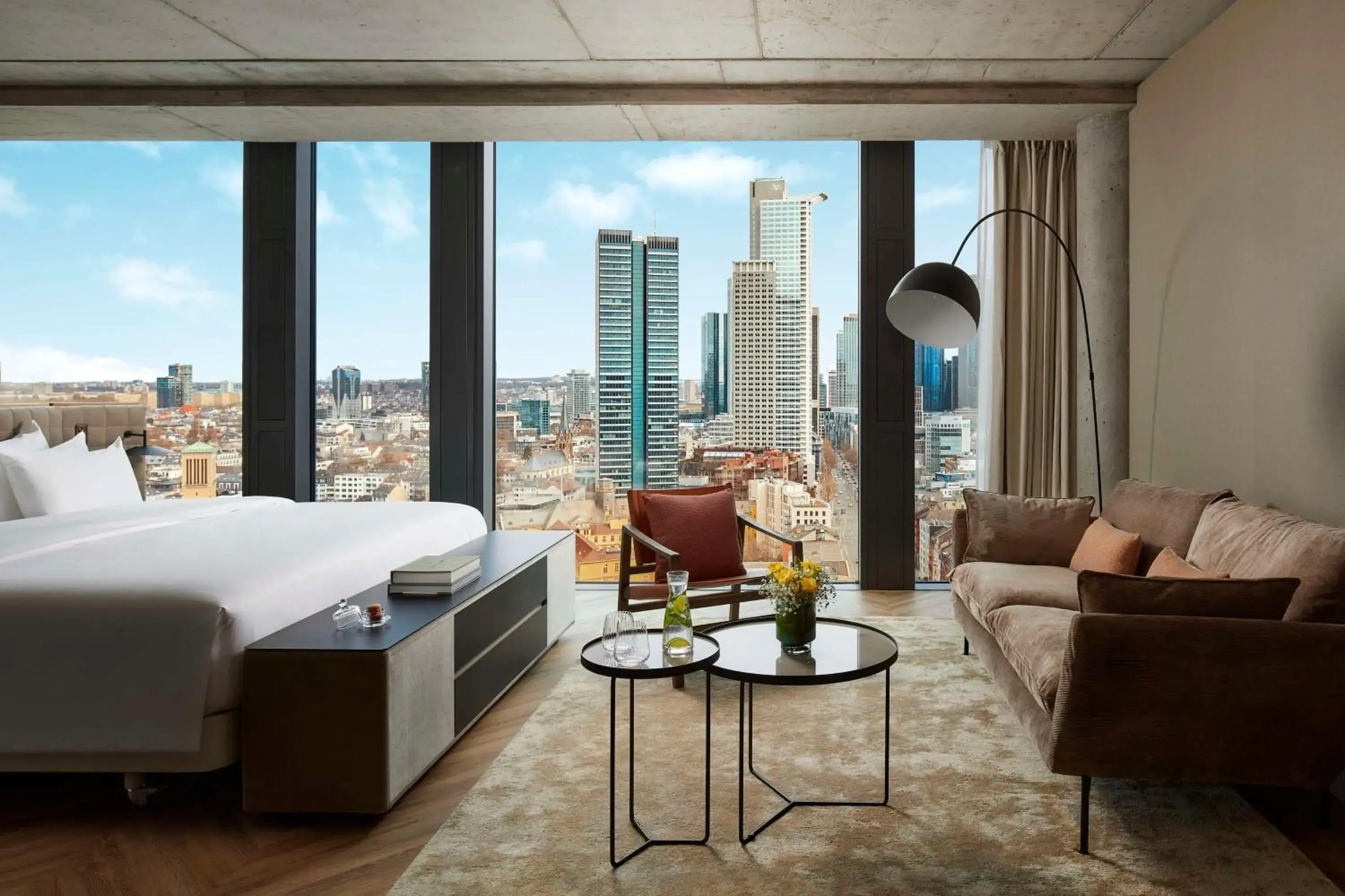 Photo of the whole room, Bed in NH Collection Frankfurt Spin Tower Photo of the whole room, Bed in NH Collection Frankfurt Spin Tower