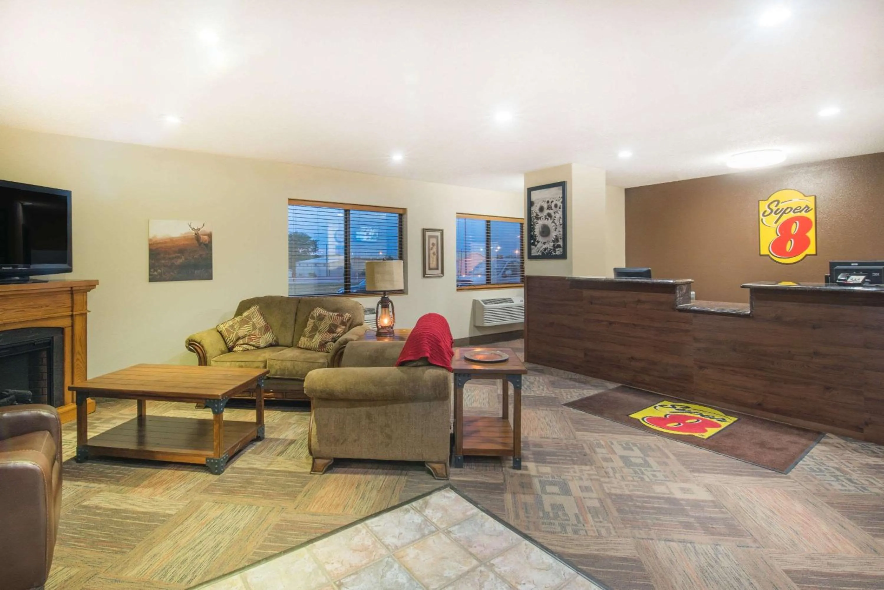 Lobby or reception in Super 8 by Wyndham Jamestown