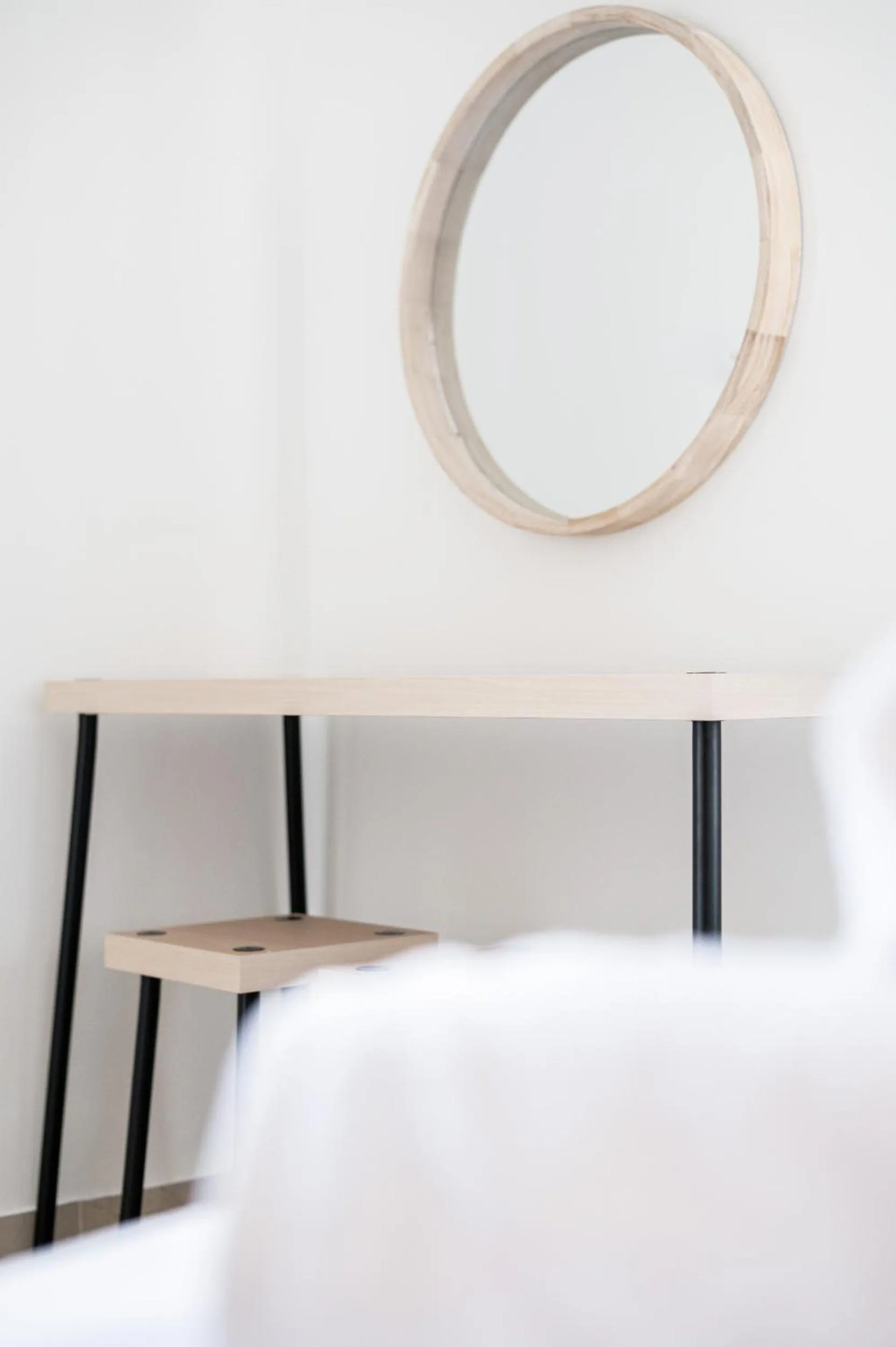 Bedroom, Bed in Blue Riviera villas & suites - Alimos 2