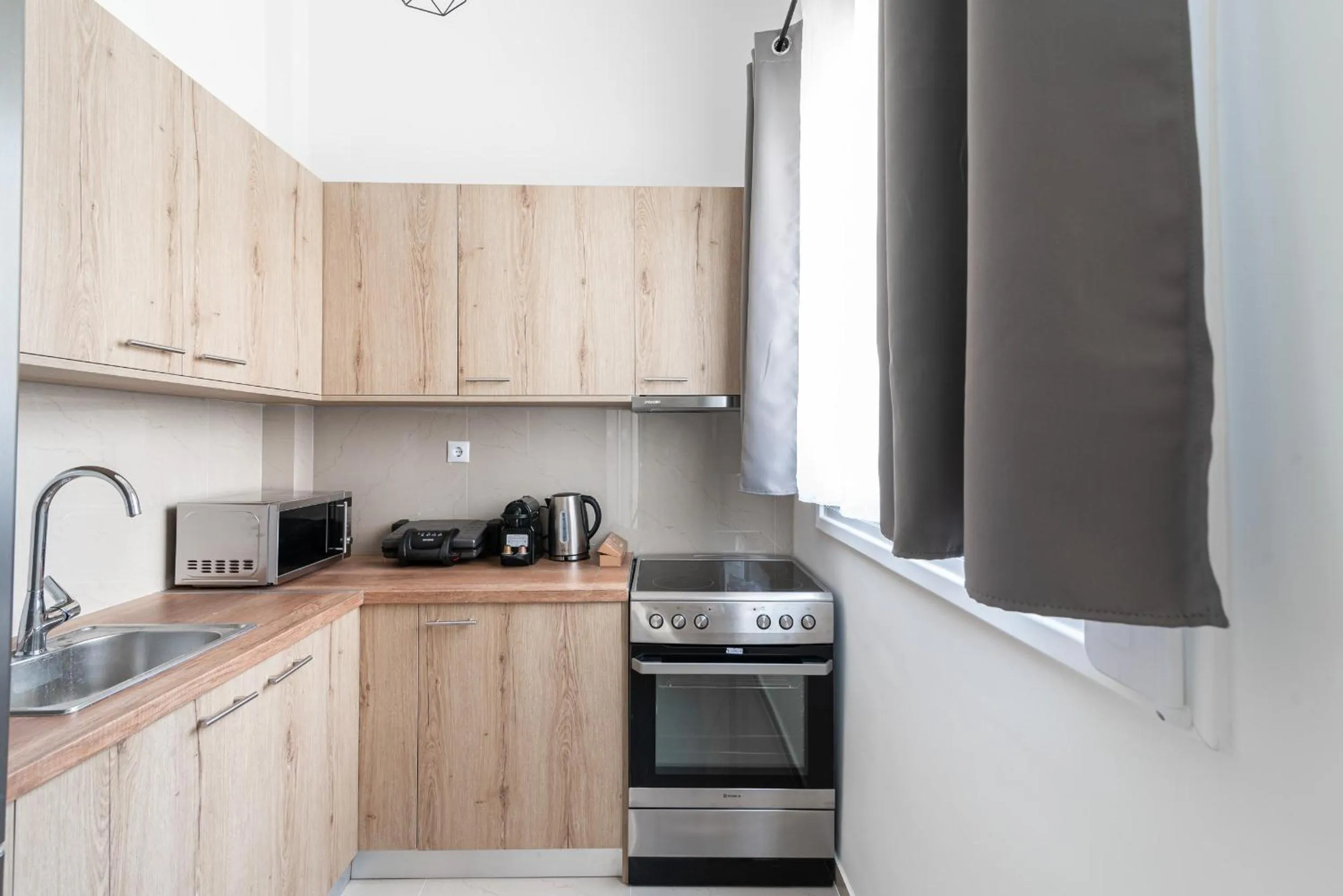 Coffee/tea facilities in Blue Riviera villas & suites - Alimos 2