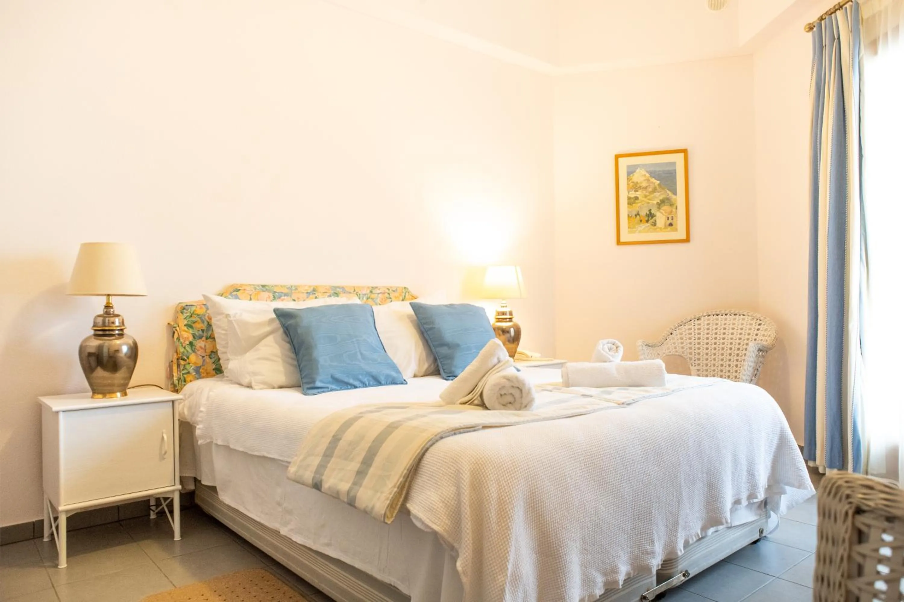 Bed in Lagou Raxi Country Hotel