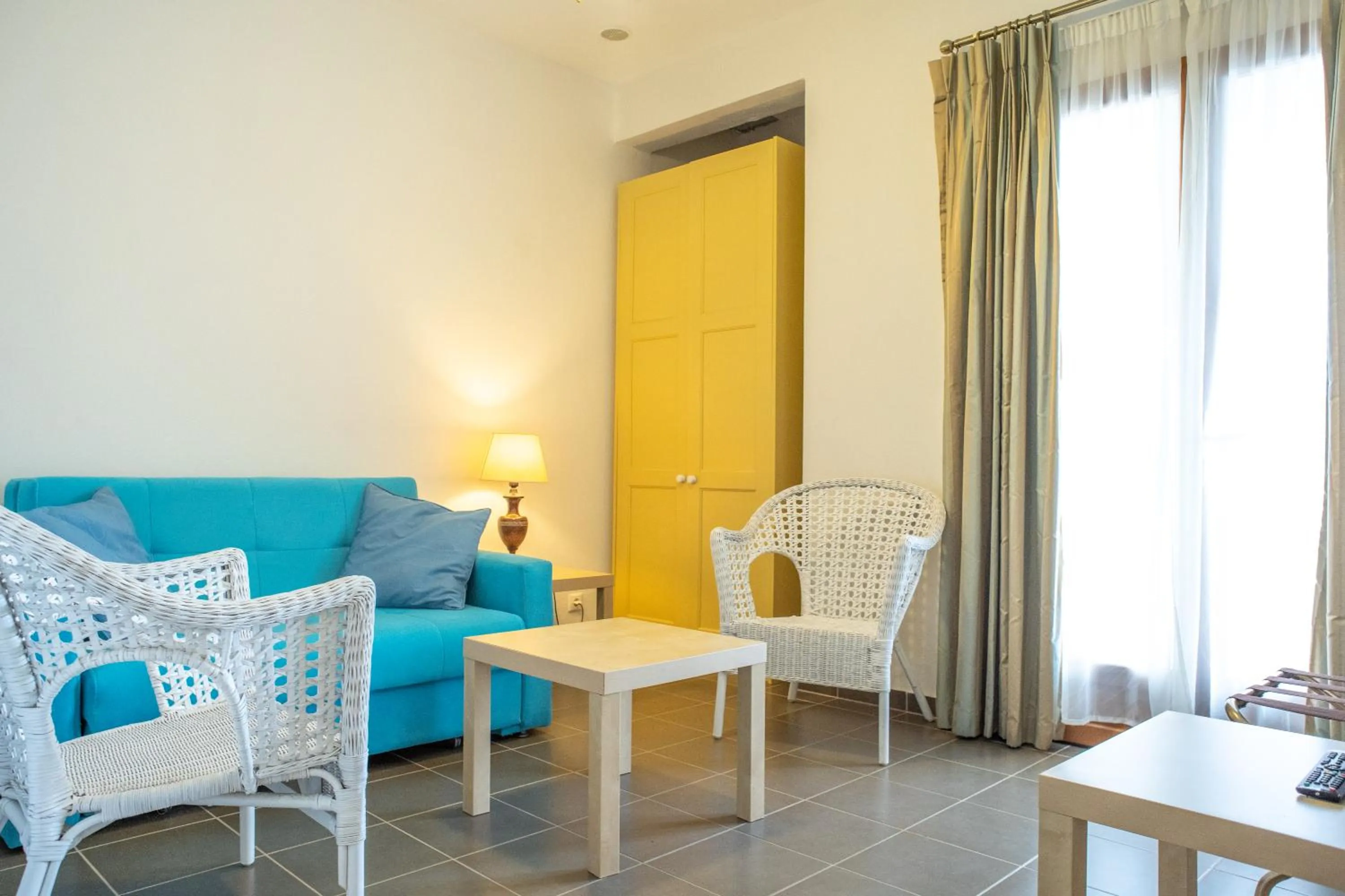 Lagou Raxi Country Hotel