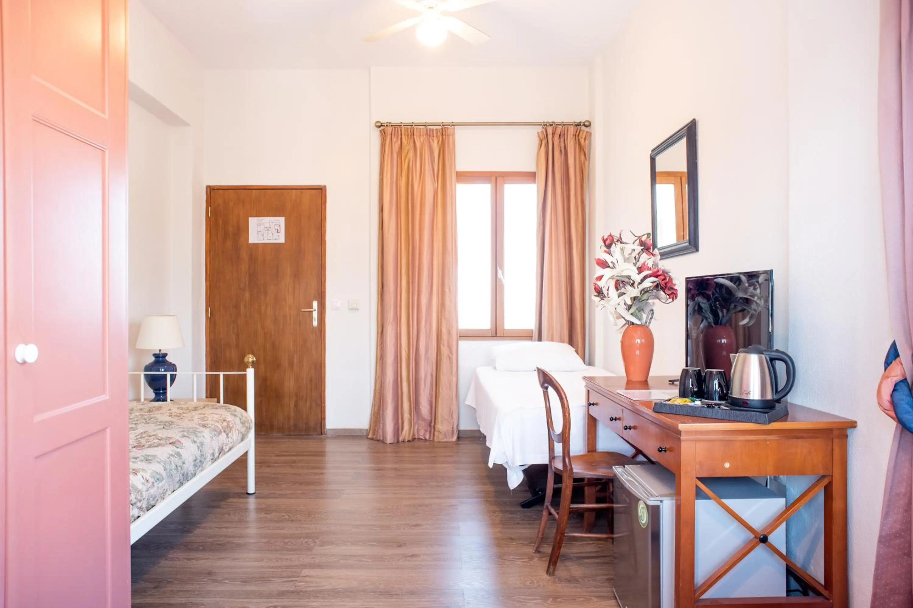 Bed in Lagou Raxi Country Hotel