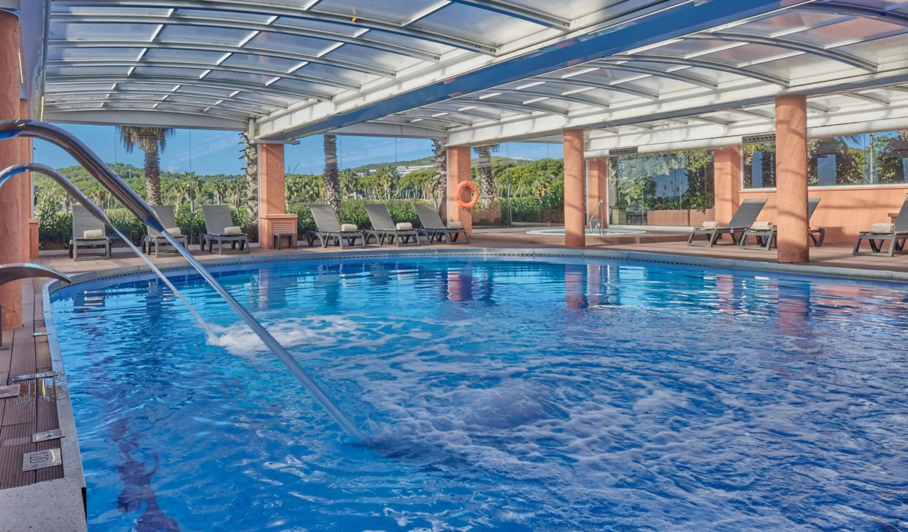 Swimming pool in Sunway Playa Golf & Spa Sitges