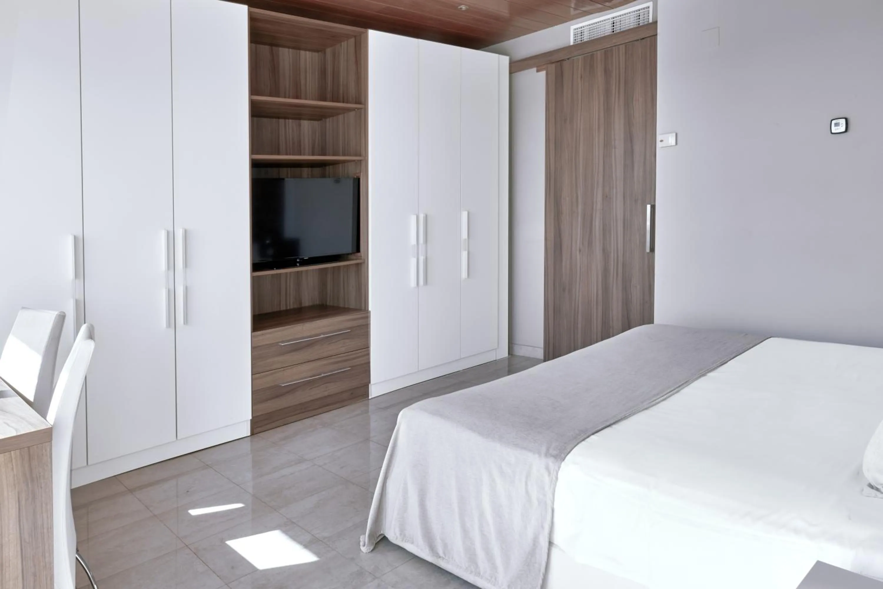Bedroom, Bed in Sunway Playa Golf & Spa Sitges