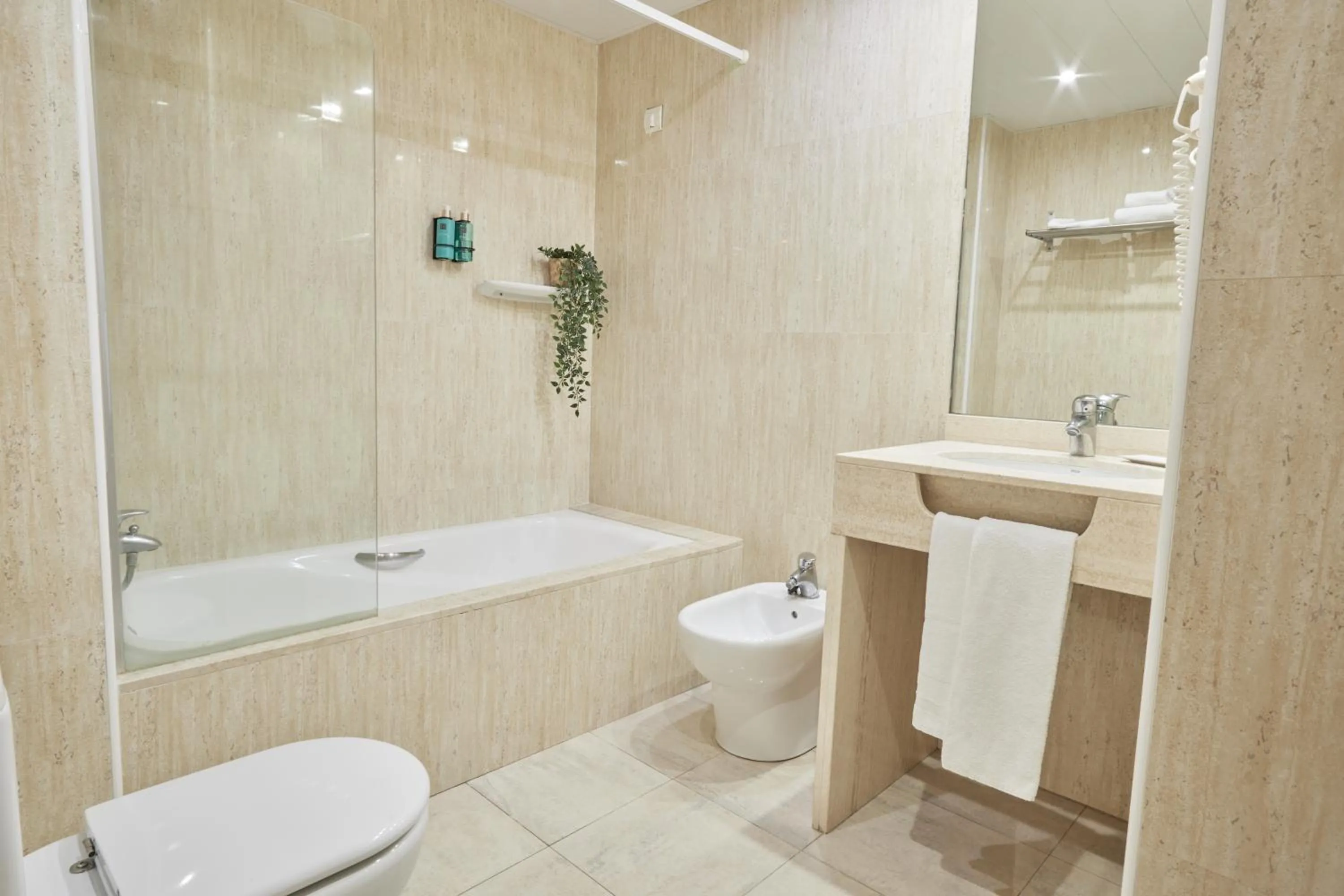 Bathroom in Sunway Playa Golf & Spa Sitges