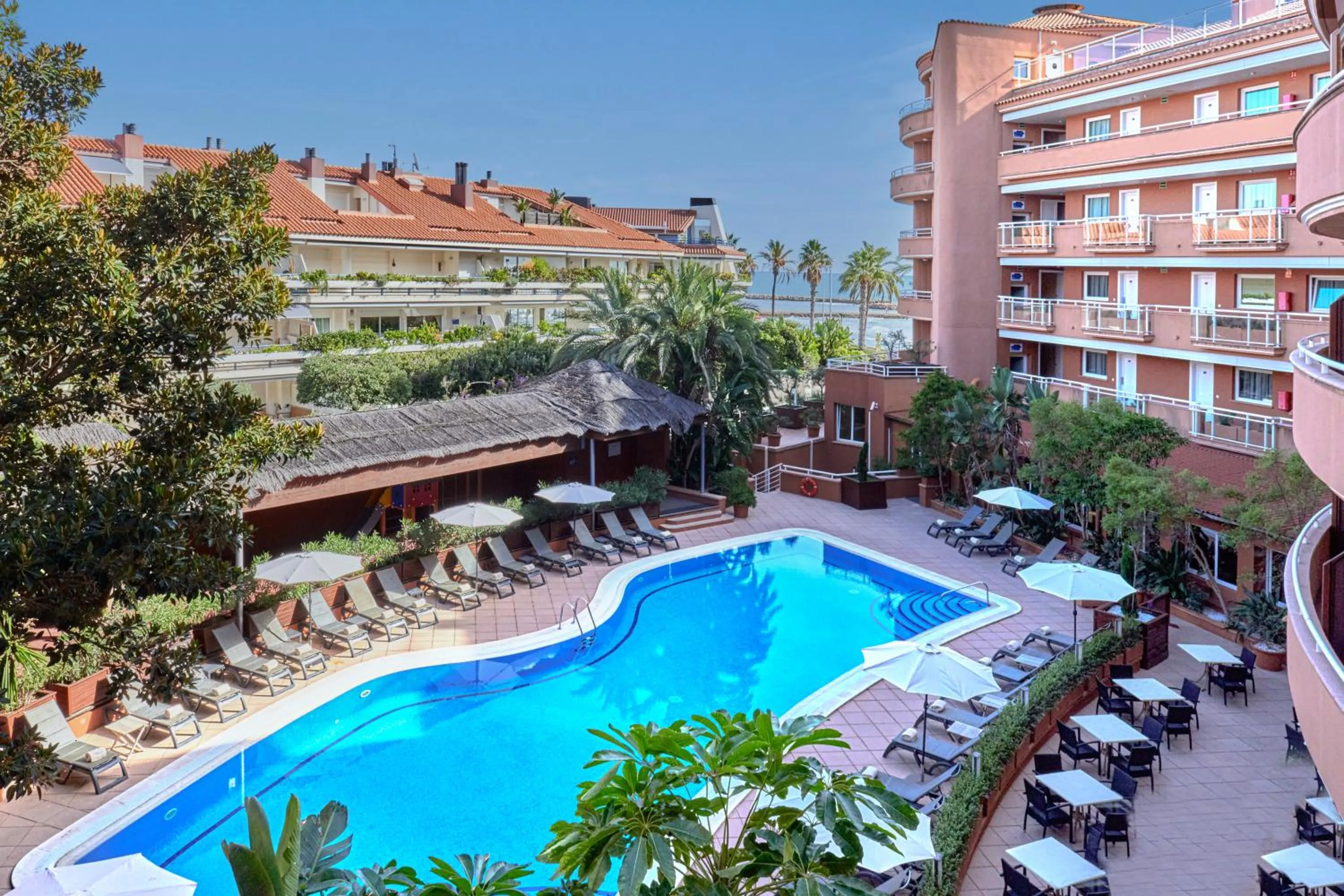 Swimming pool in Sunway Playa Golf & Spa Sitges