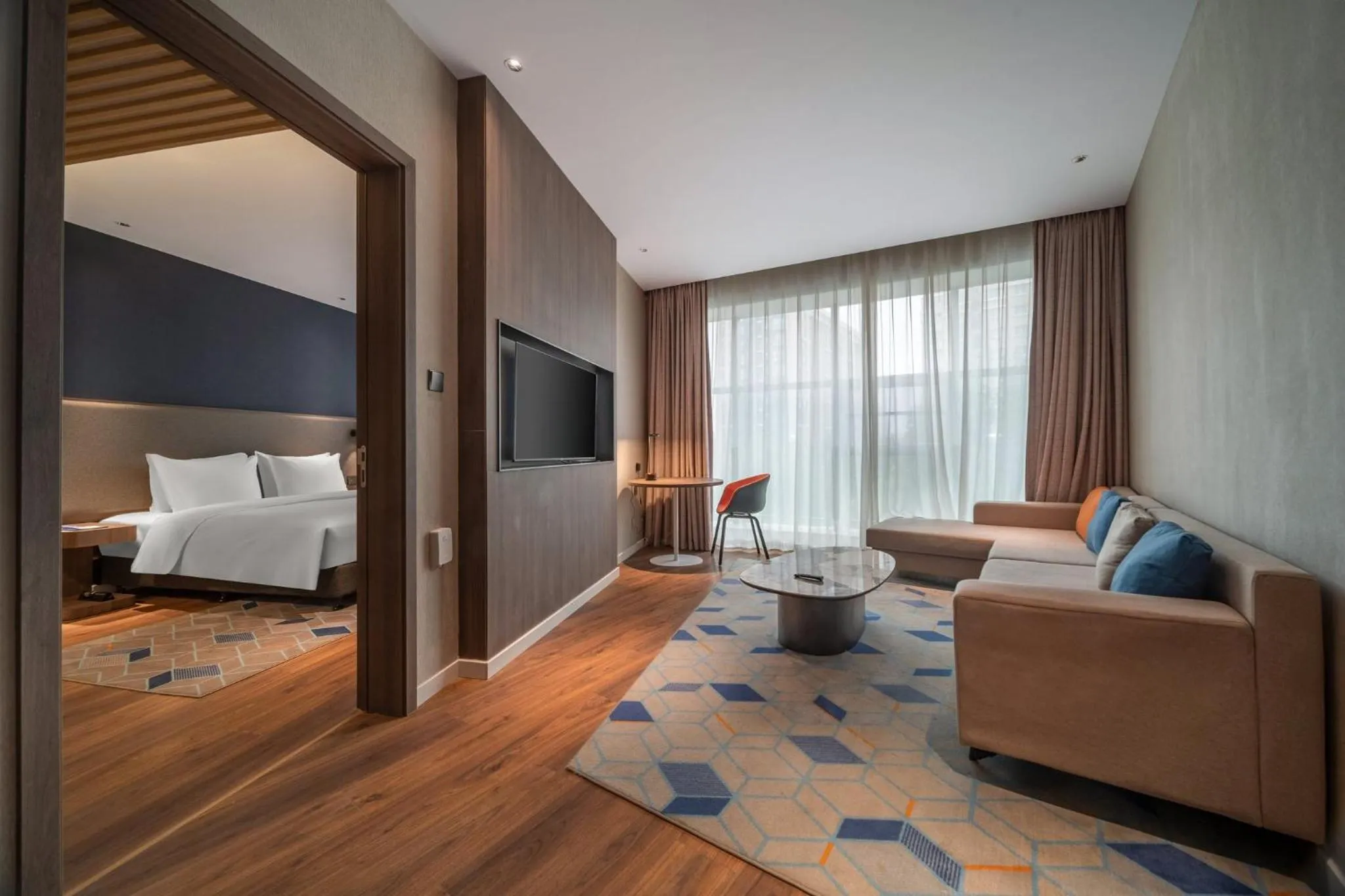 Photo of the whole room in Holiday Inn Express Zhengzhou Guancheng by IHG