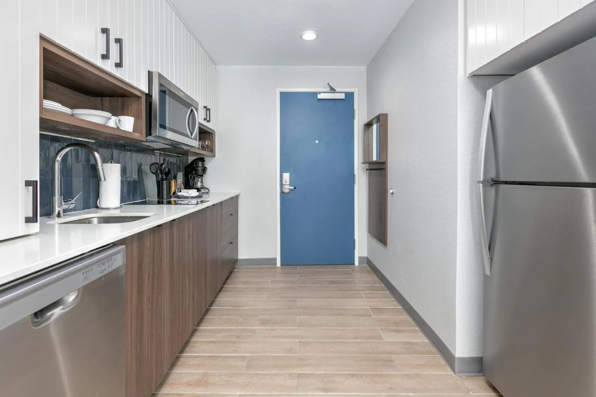 Photo of the whole room in Staybridge Suites San Antonio Lackland AFB Area by IHG