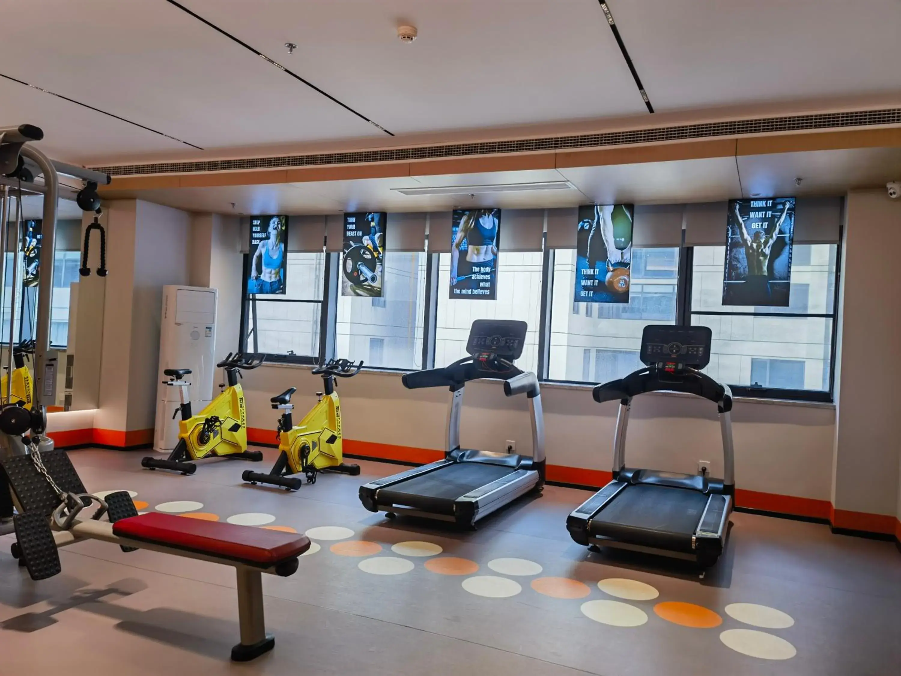 Fitness centre/facilities in Holiday Inn Express Chengdu Pidu by IHG Fitness centre/facilities in Holiday Inn Express Chengdu Pidu by IHG
