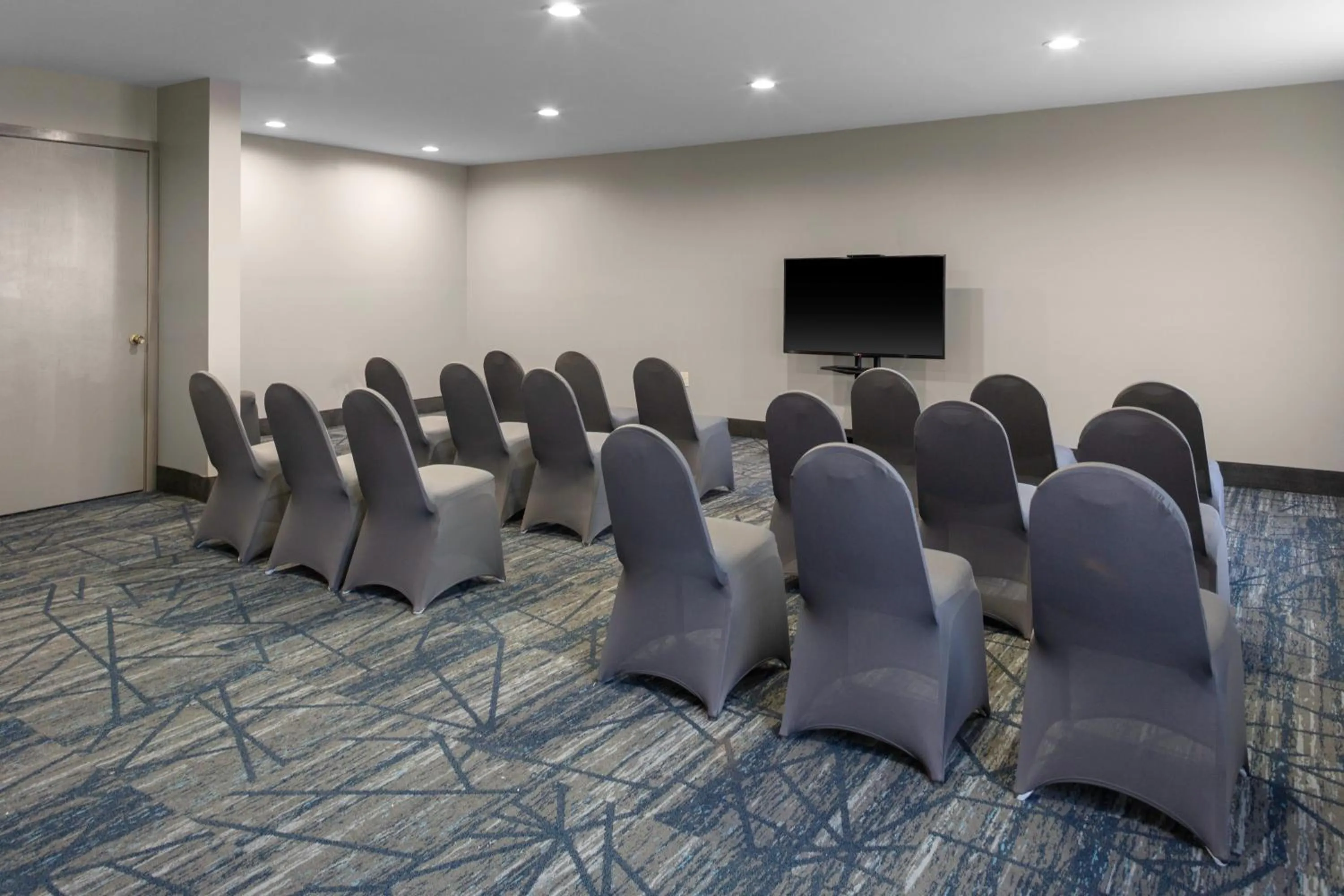 Meeting/conference room in Holiday Inn Express - Rocky Mount - Sports Center by IHG