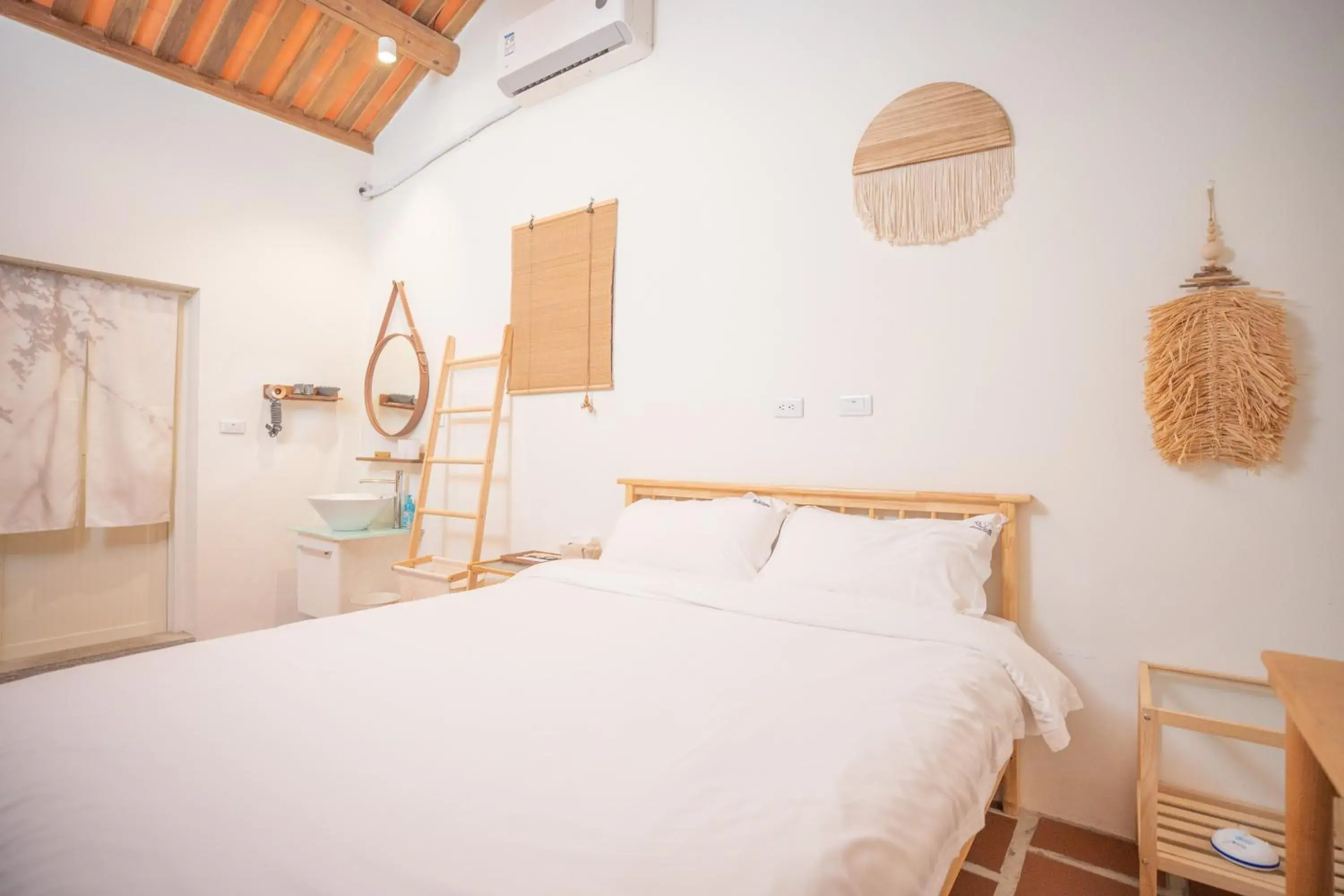 Double Room with Private Bathroom in Zhu Shan Xian Ting Double Room with Private Bathroom in Zhu Shan Xian Ting