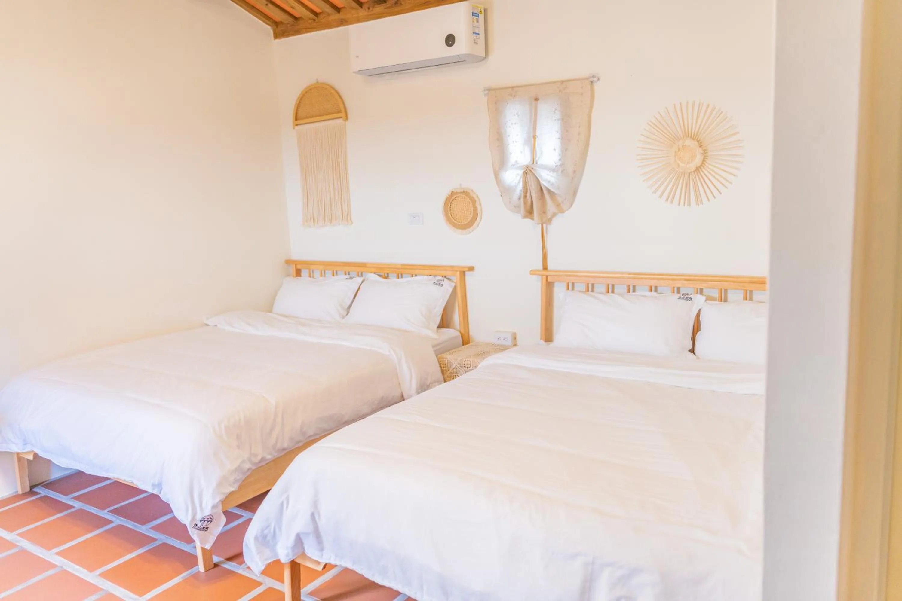 Bed in Zhu Shan Xian Ting